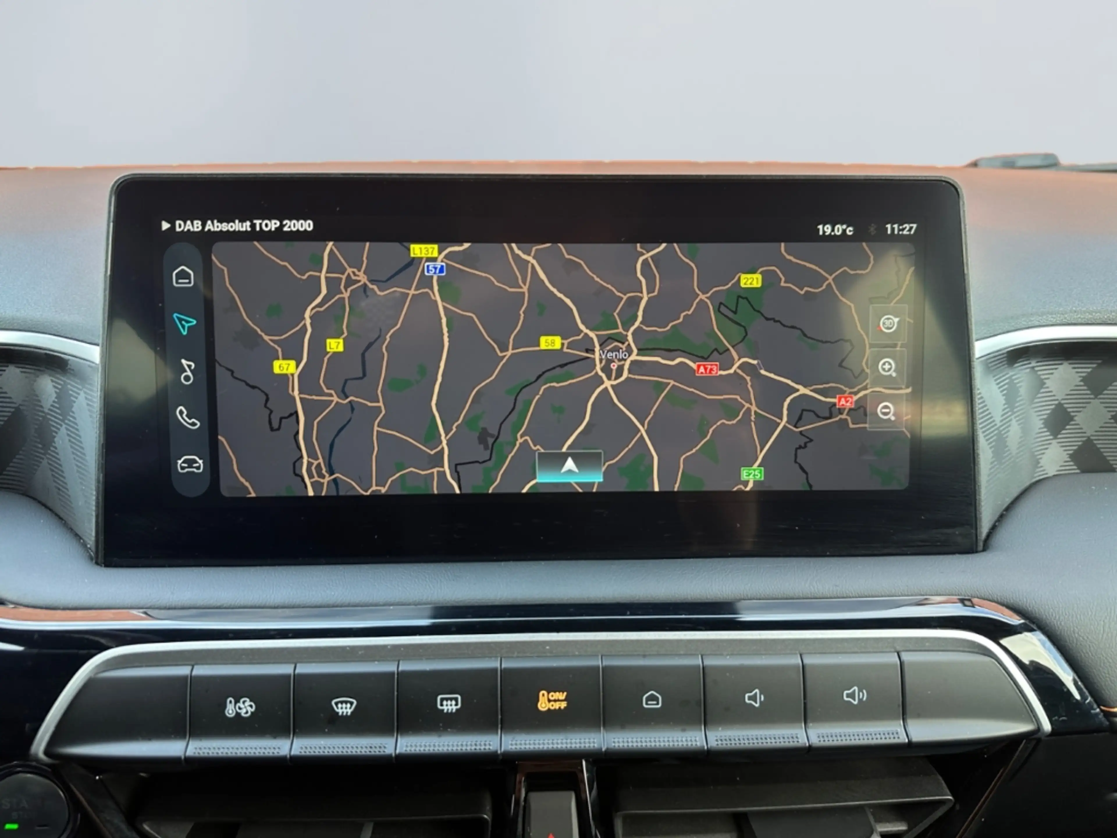 MG MG3 1.5 Hybrid+ Luxury *LED*360°*SHZ*CarPlay*ACC* — photo 13
