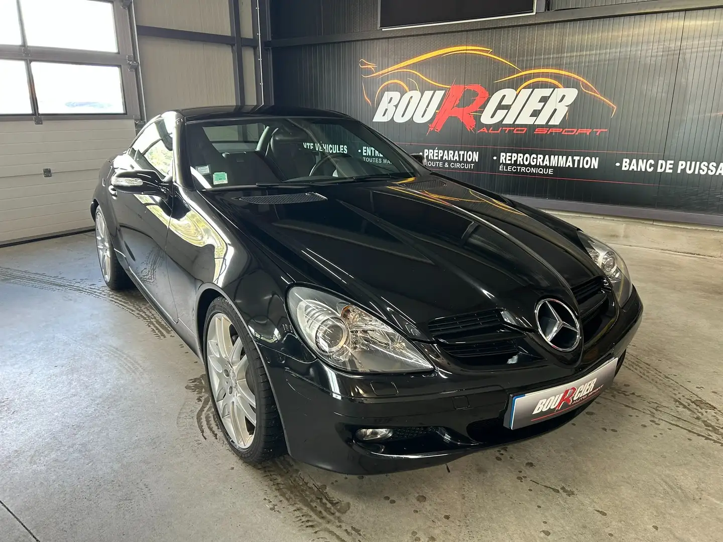 Mercedes-Benz SLK 350 II 7G-Tronic Чёрный - 2