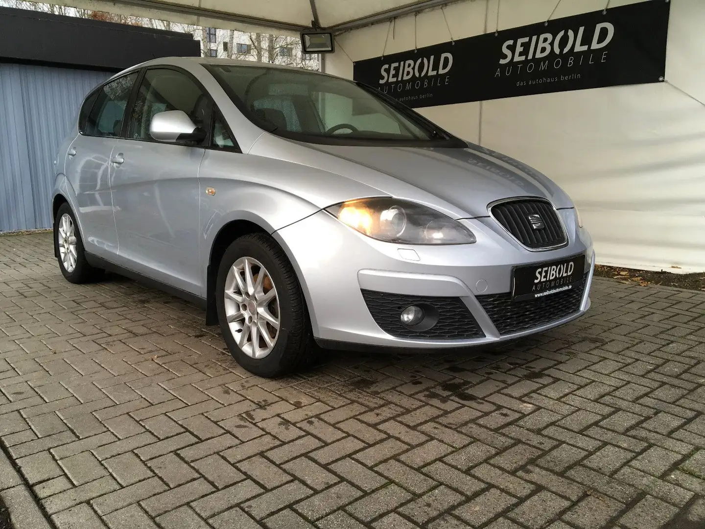 SEAT Altea 1.6 TDI Stylance / Style/Autom/Navi/Blueto Silber - 2