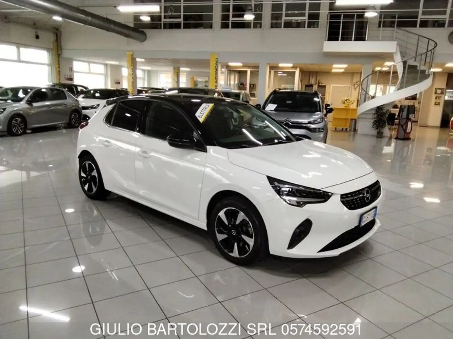 Opel Corsa-e 5 porte Elegance Bianco - 1