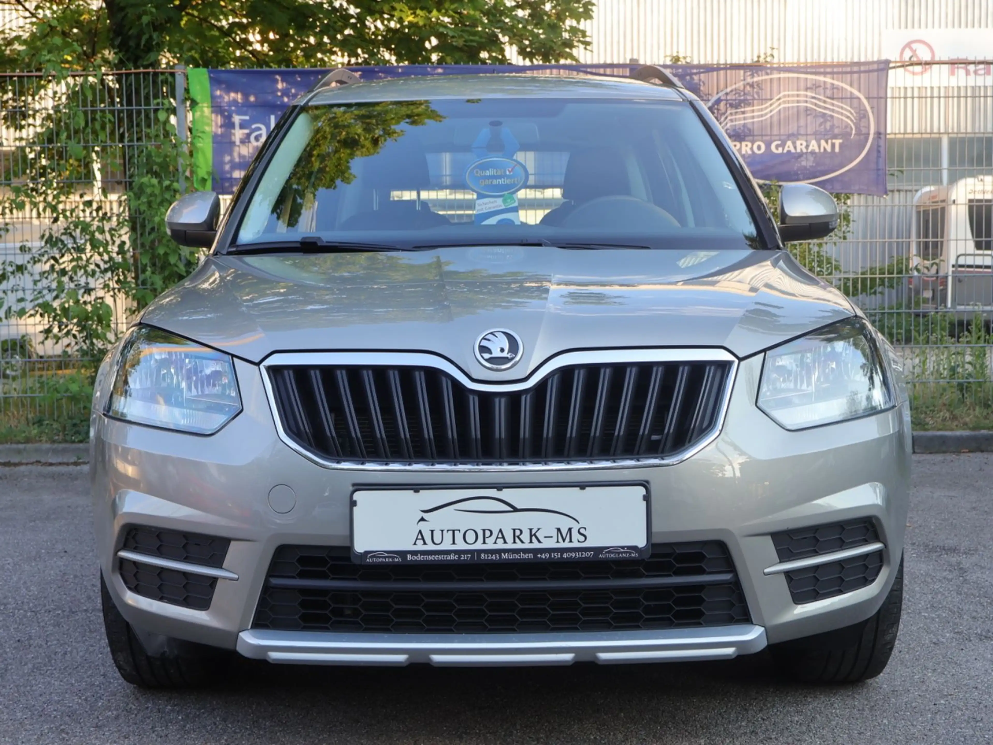 Skoda Yeti 1.4 TSI Active DSG 1.Hand-TÜV 08/27-PDC-SHZ — photo 2