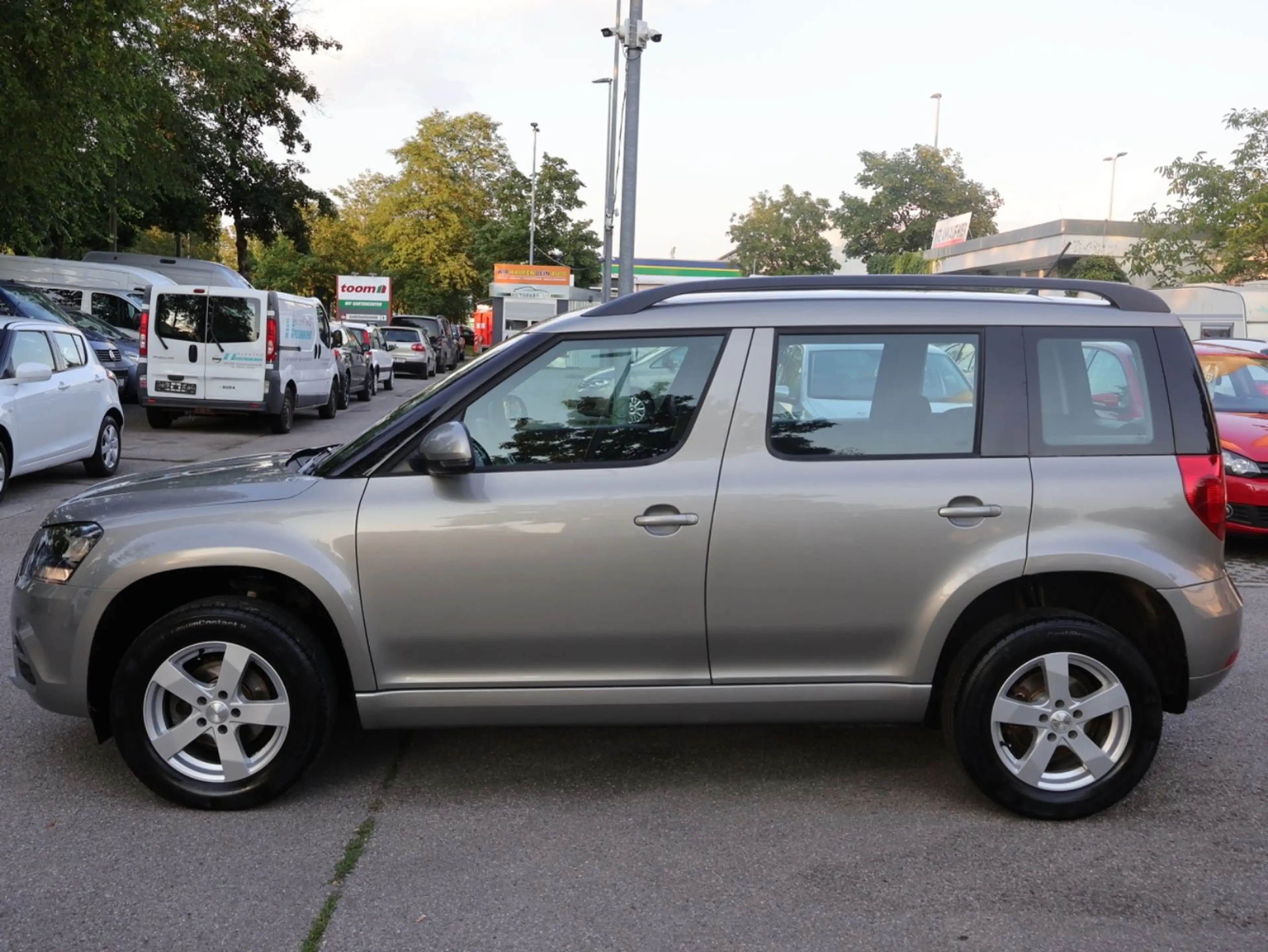 Skoda Yeti 1.4 TSI Active DSG 1.Hand-TÜV 08/27-PDC-SHZ — photo 8