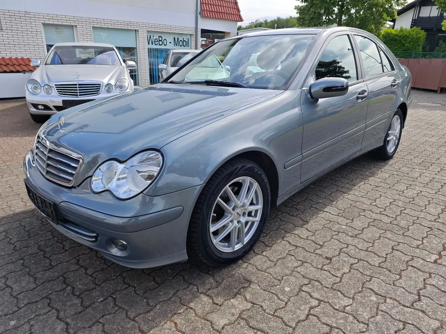 Mercedes-Benz C 200 Kompressor, TÜV, Wartung u. Räder neu!! Gris - 1