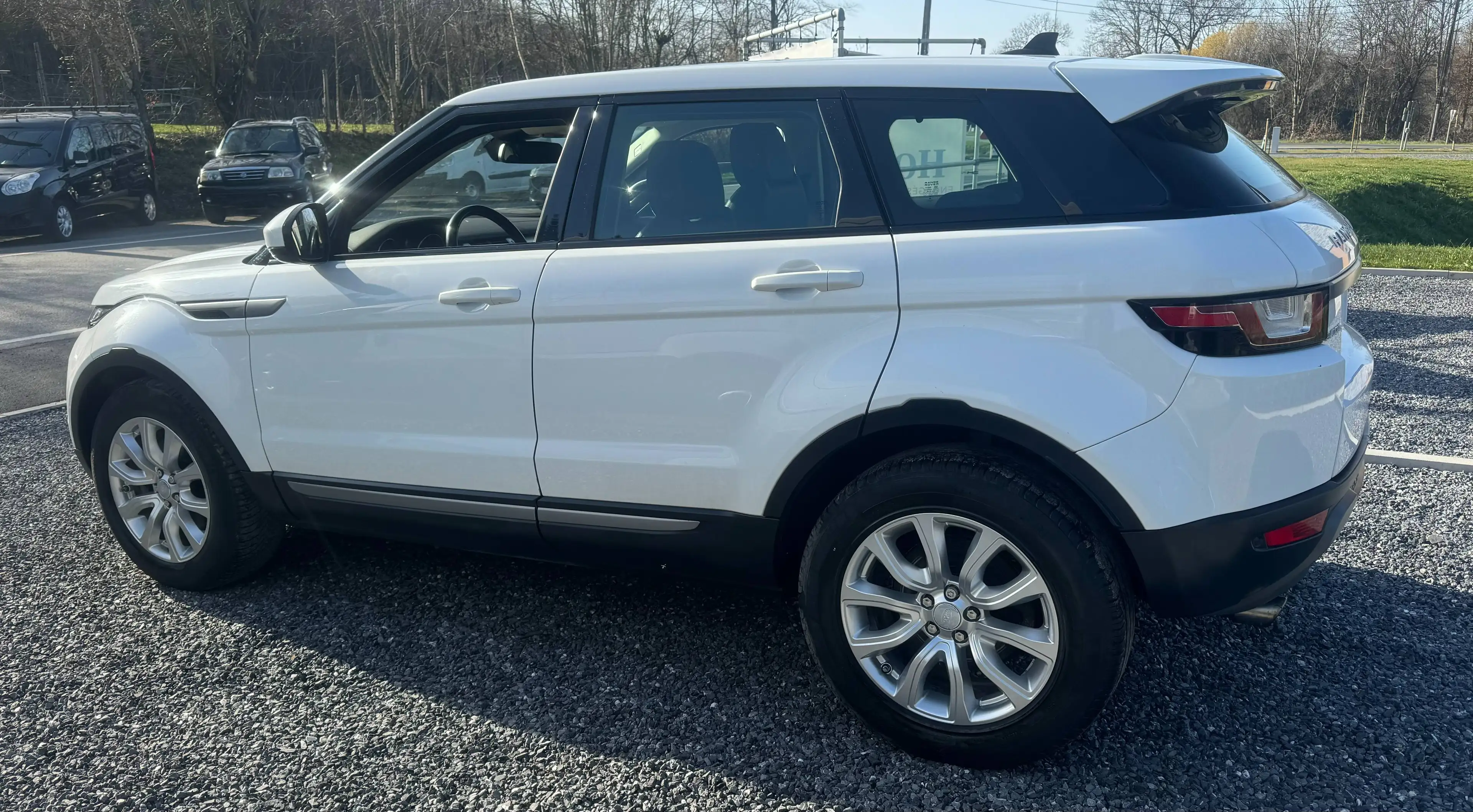 Land Rover Range Rover Evoque Evoque 2.0 TD4 4WD SE Dynamic — photo 4