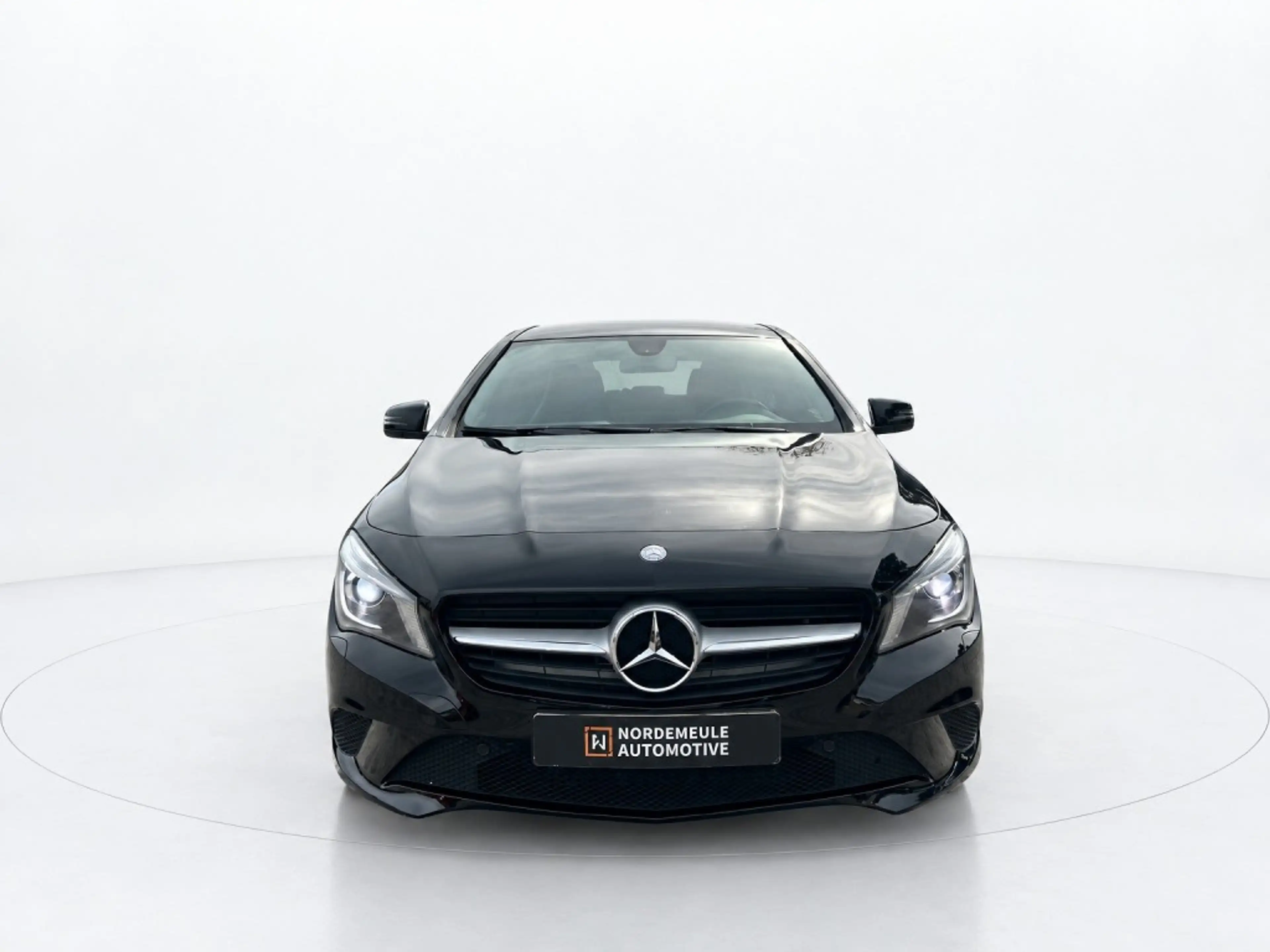 Mercedes-Benz CLA 180 180 BlueEfficiency Lease Ed. Xenon, Cruise, Navi — photo 2