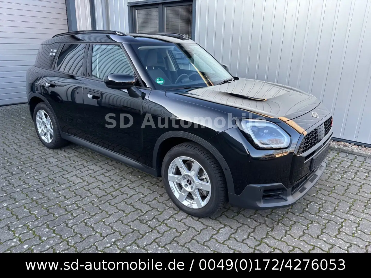 MINI Cooper S Countryman Countryman S ALL4 Classic Trim PANO+AHK+M-PLUS Schwarz - 1