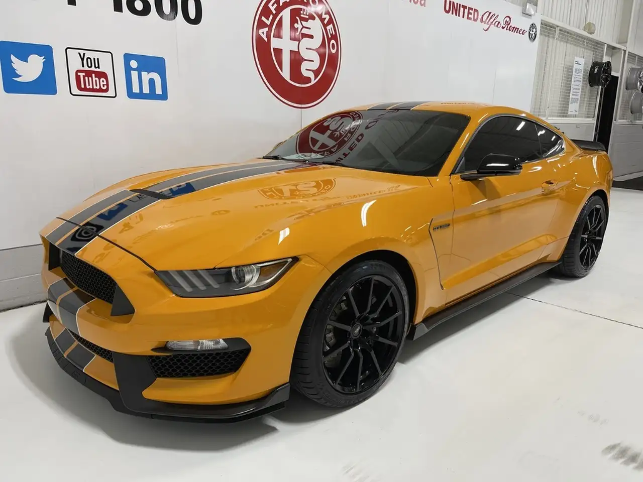 2018 - Ford Mustang Mustang Boîte manuelle Coupé