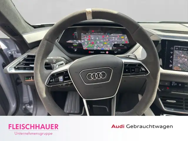 Audi E-Tron view 11
