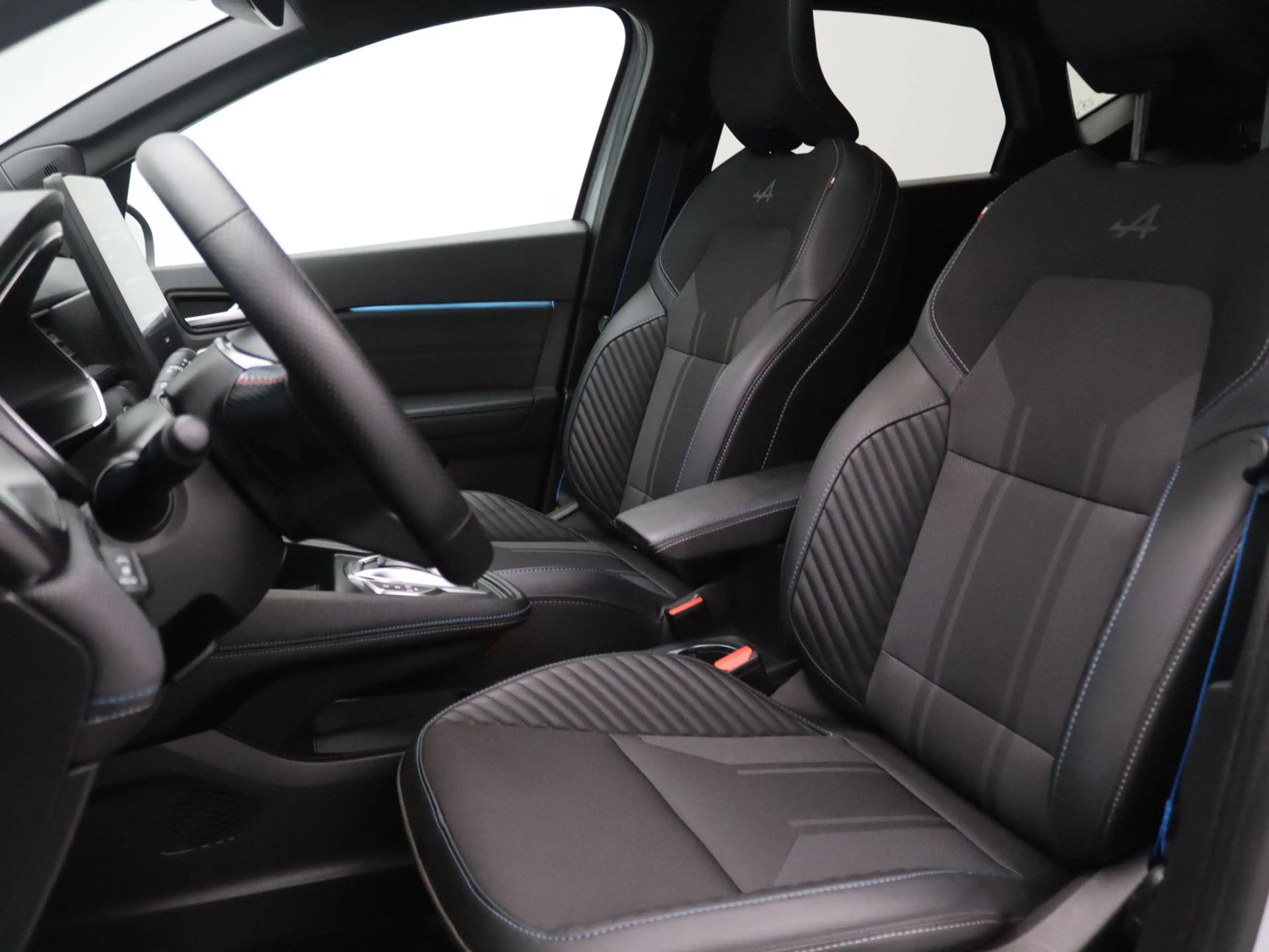 Renault Captur 145pk E-Tech full hybrid esprit Alpine Apple Carpl — photo 5
