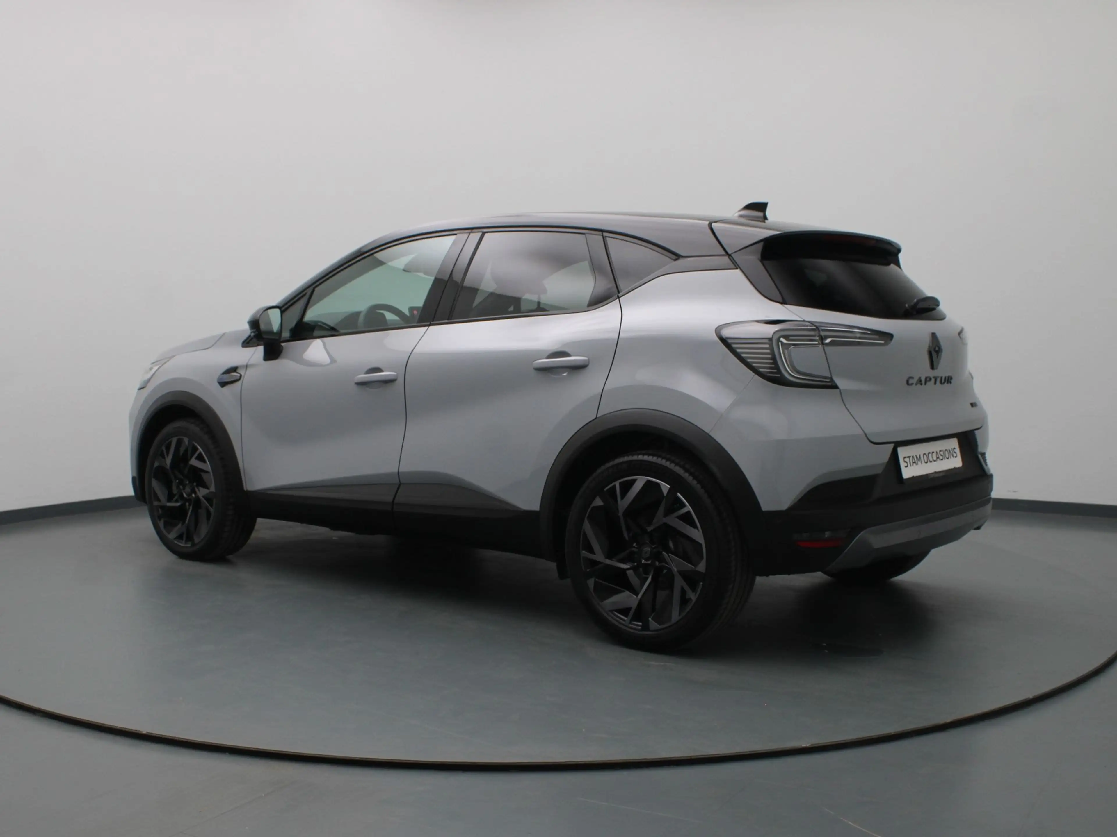 Renault Captur 145pk E-Tech full hybrid esprit Alpine Apple Carpl — photo 2