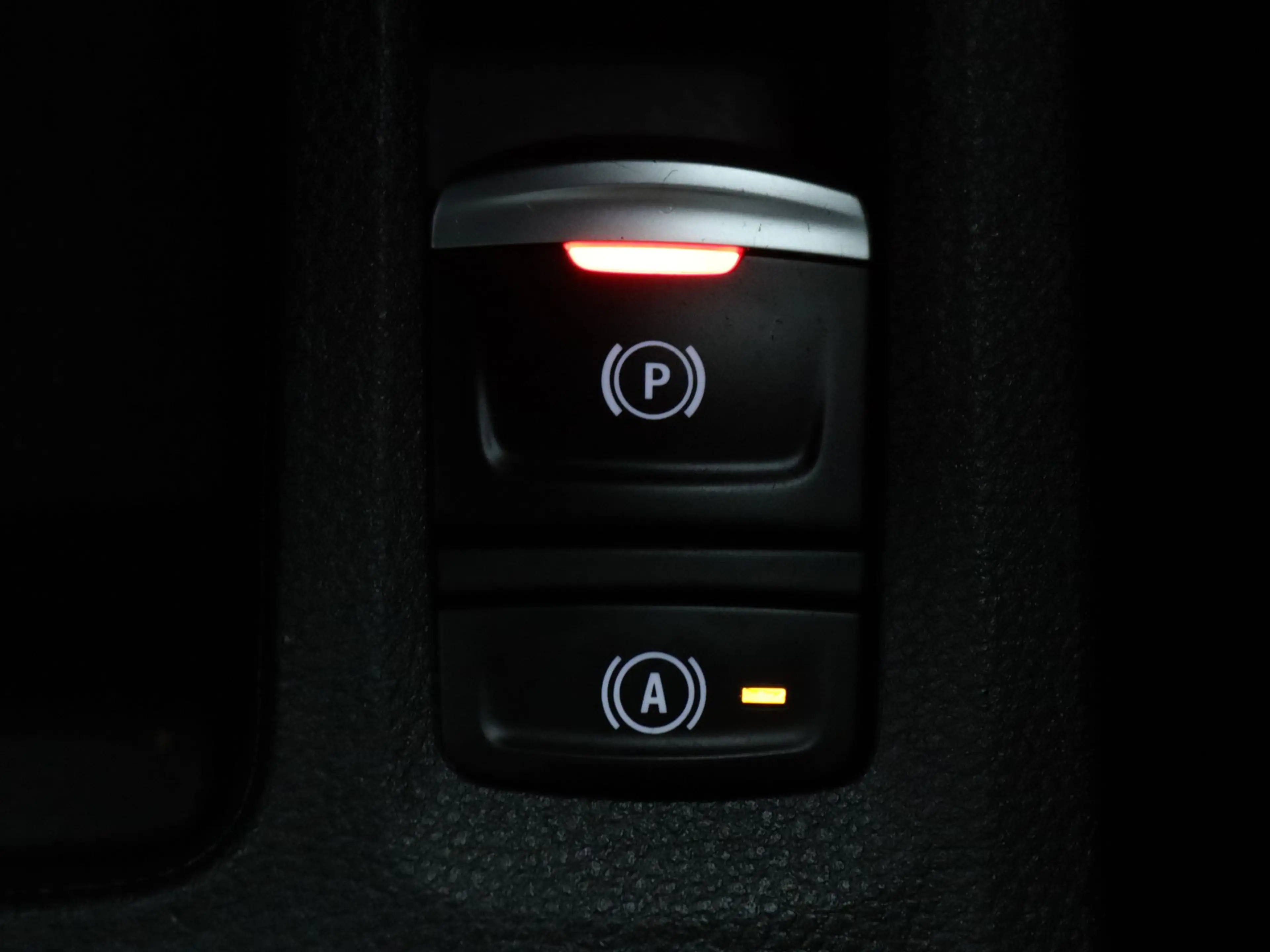 Renault Captur 145pk E-Tech full hybrid esprit Alpine Apple Carpl — photo 16
