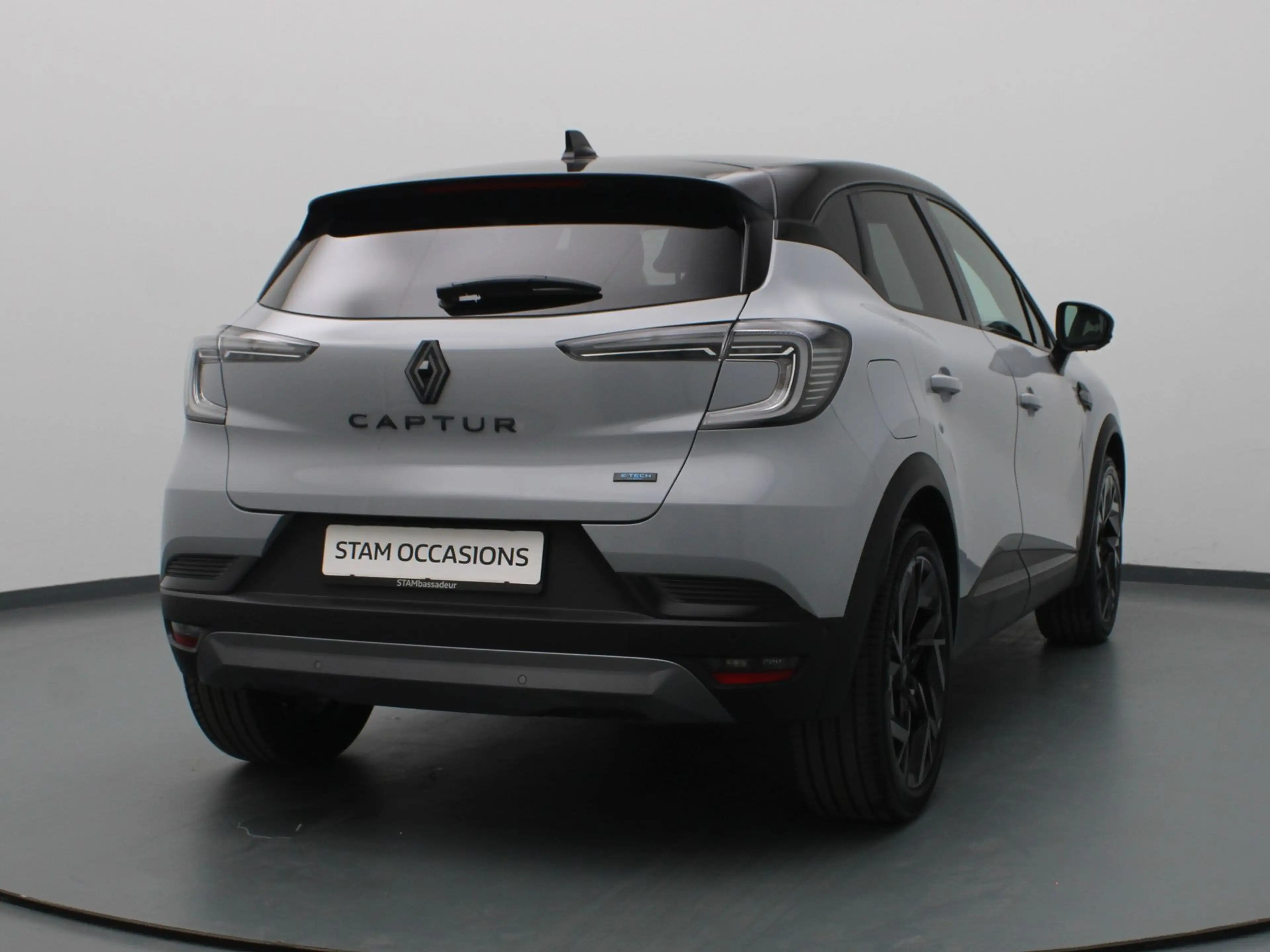 Renault Captur 145pk E-Tech full hybrid esprit Alpine Apple Carpl — photo 22
