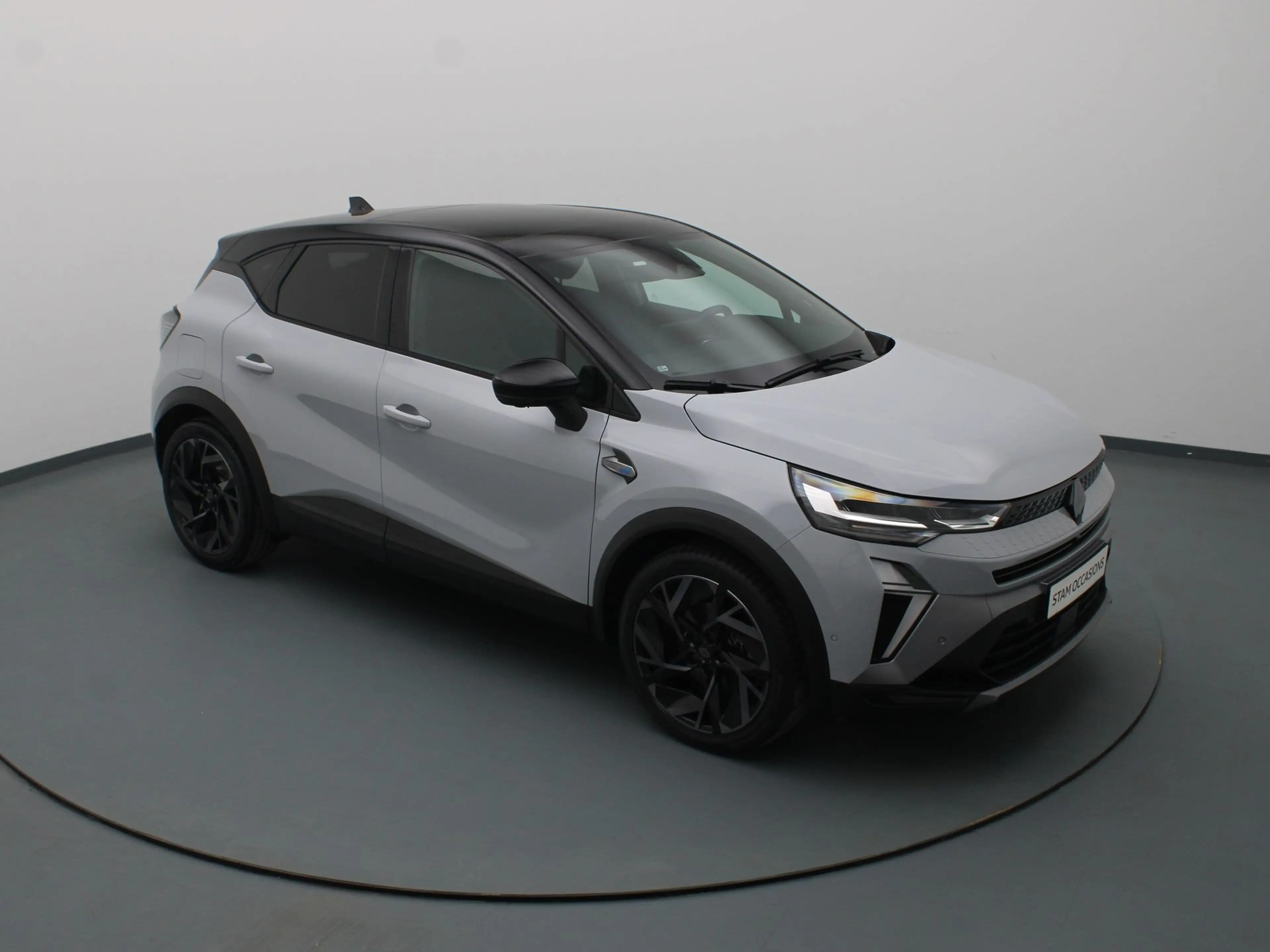Renault Captur 145pk E-Tech full hybrid esprit Alpine Apple Carpl — photo 12