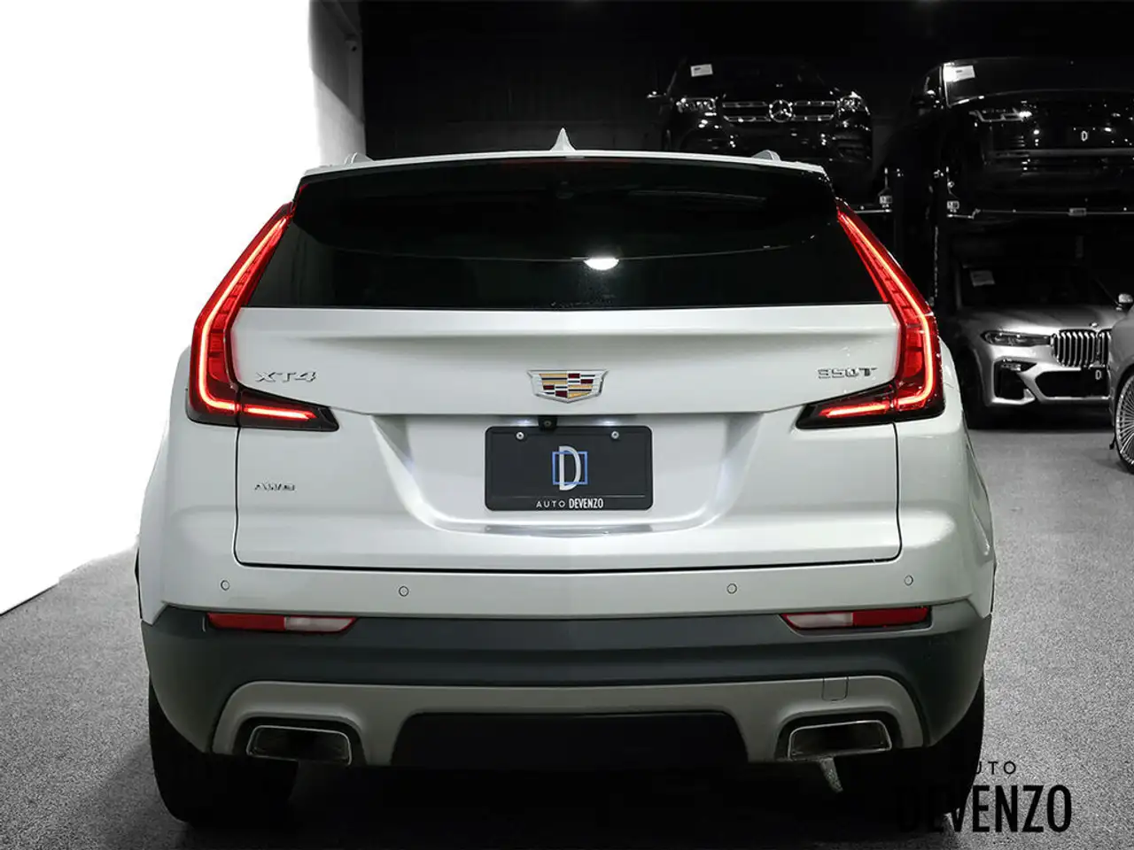 Cadillac XT4 снимка Cadillac XT4