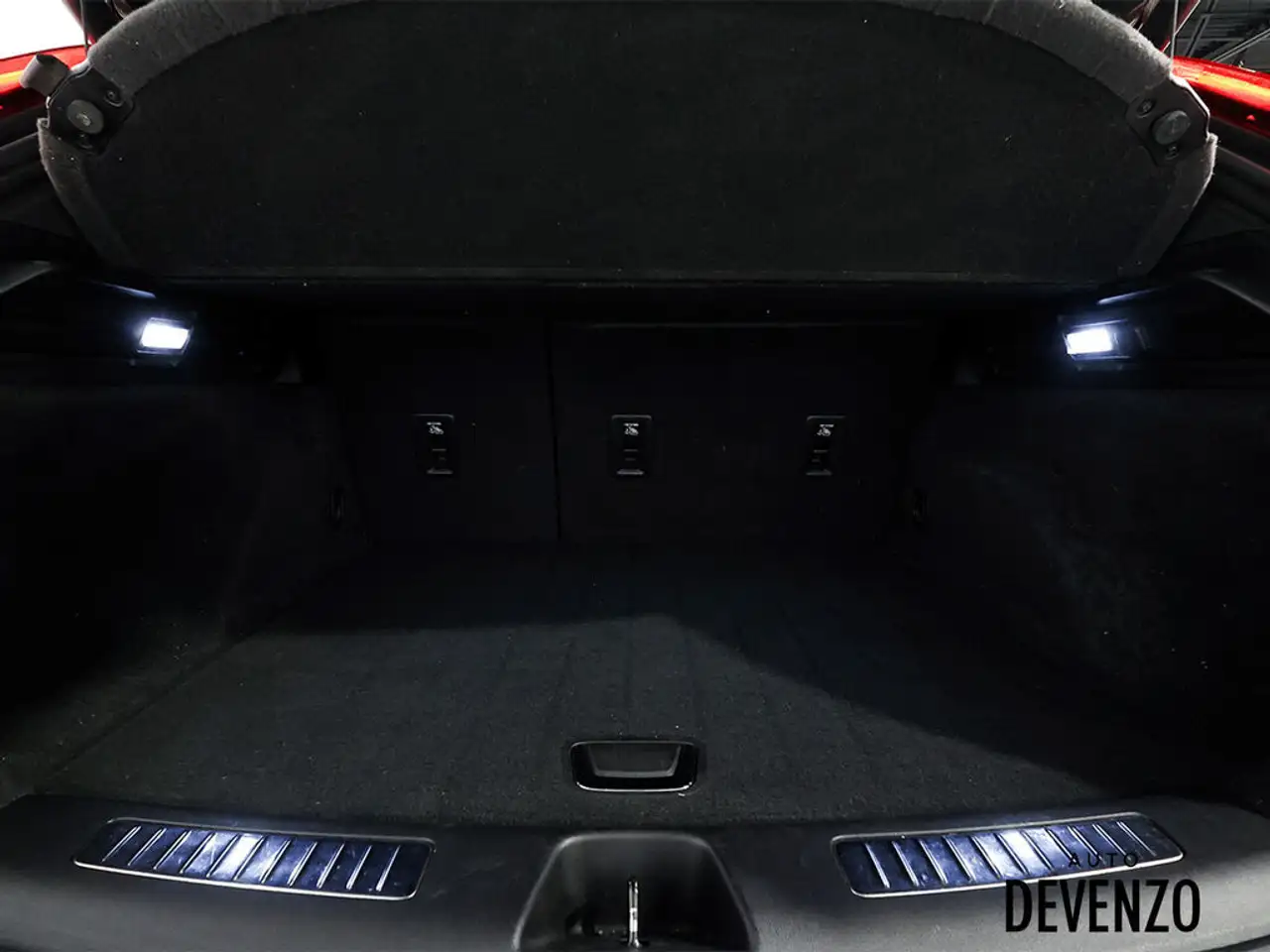 Cadillac XT4 снимка Cadillac XT4