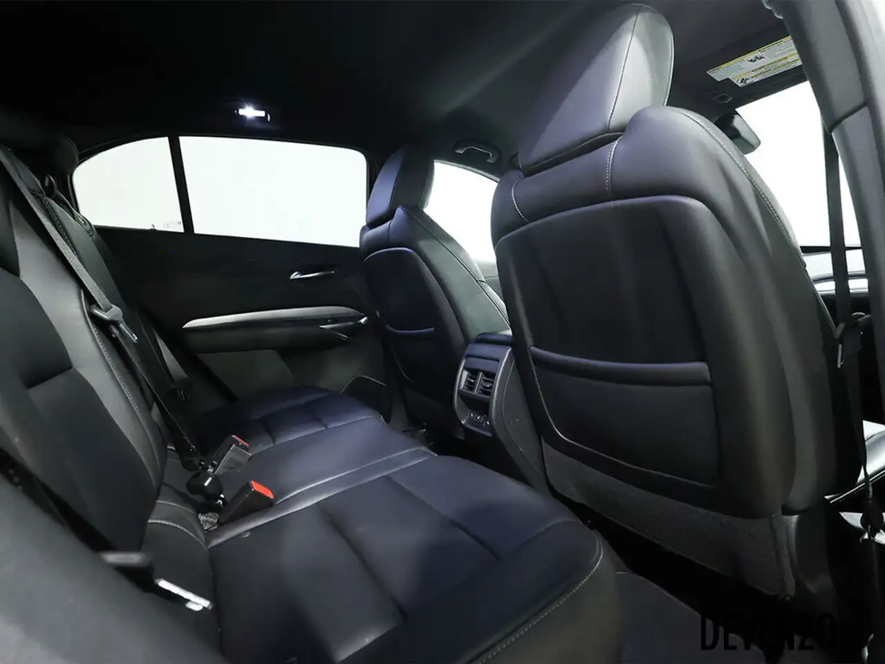 Cadillac XT4 снимка Cadillac XT4