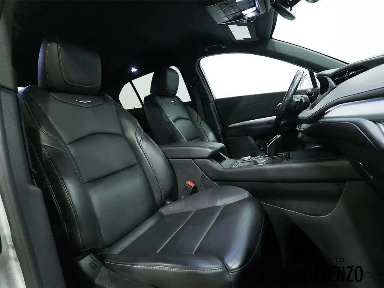 Cadillac XT4 снимка Cadillac XT4