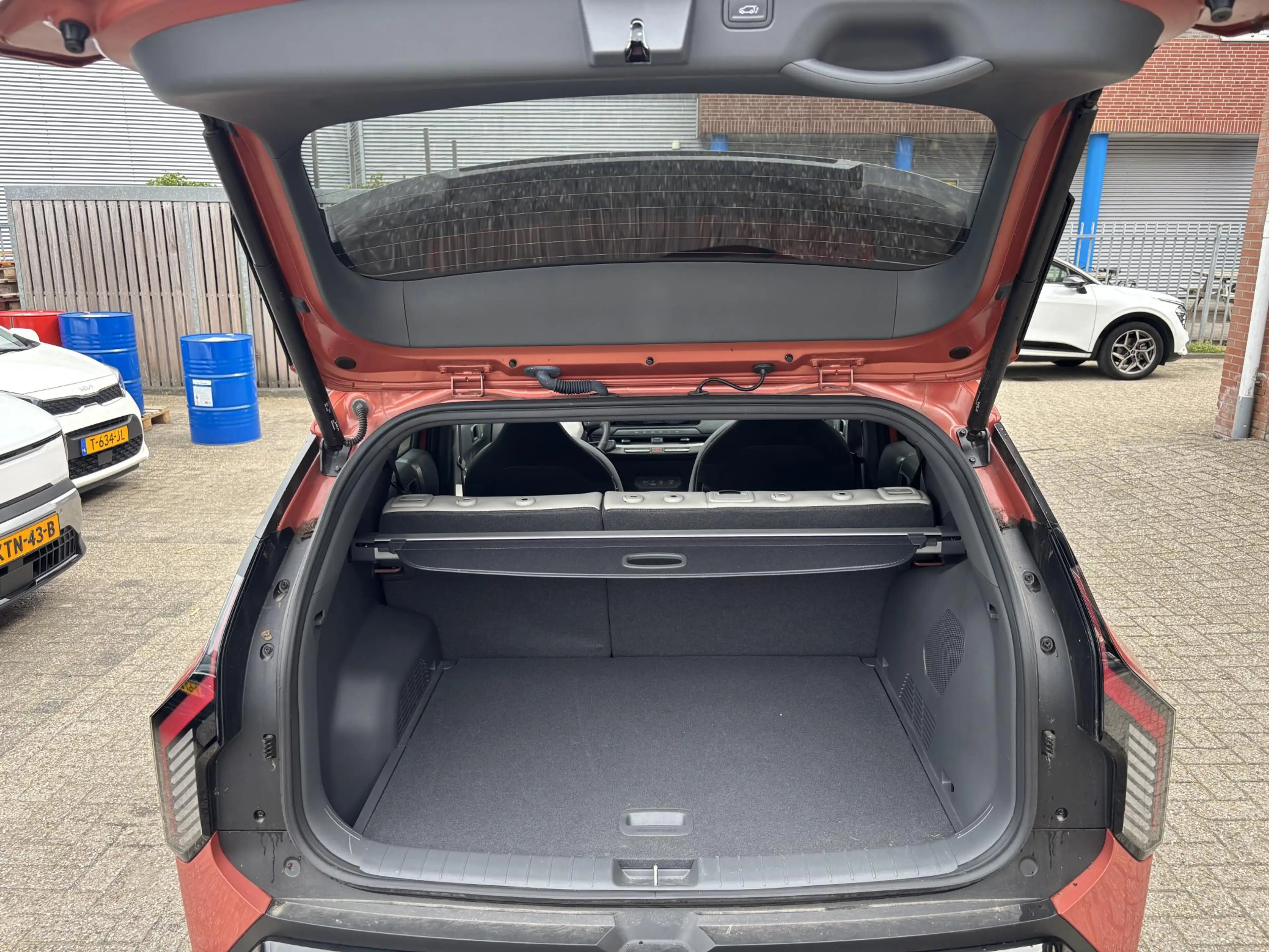 Kia EV3 GT-PlusLine 81.4 kWh | SCHUIF-/KANTELDAK | HARMAN — photo 14