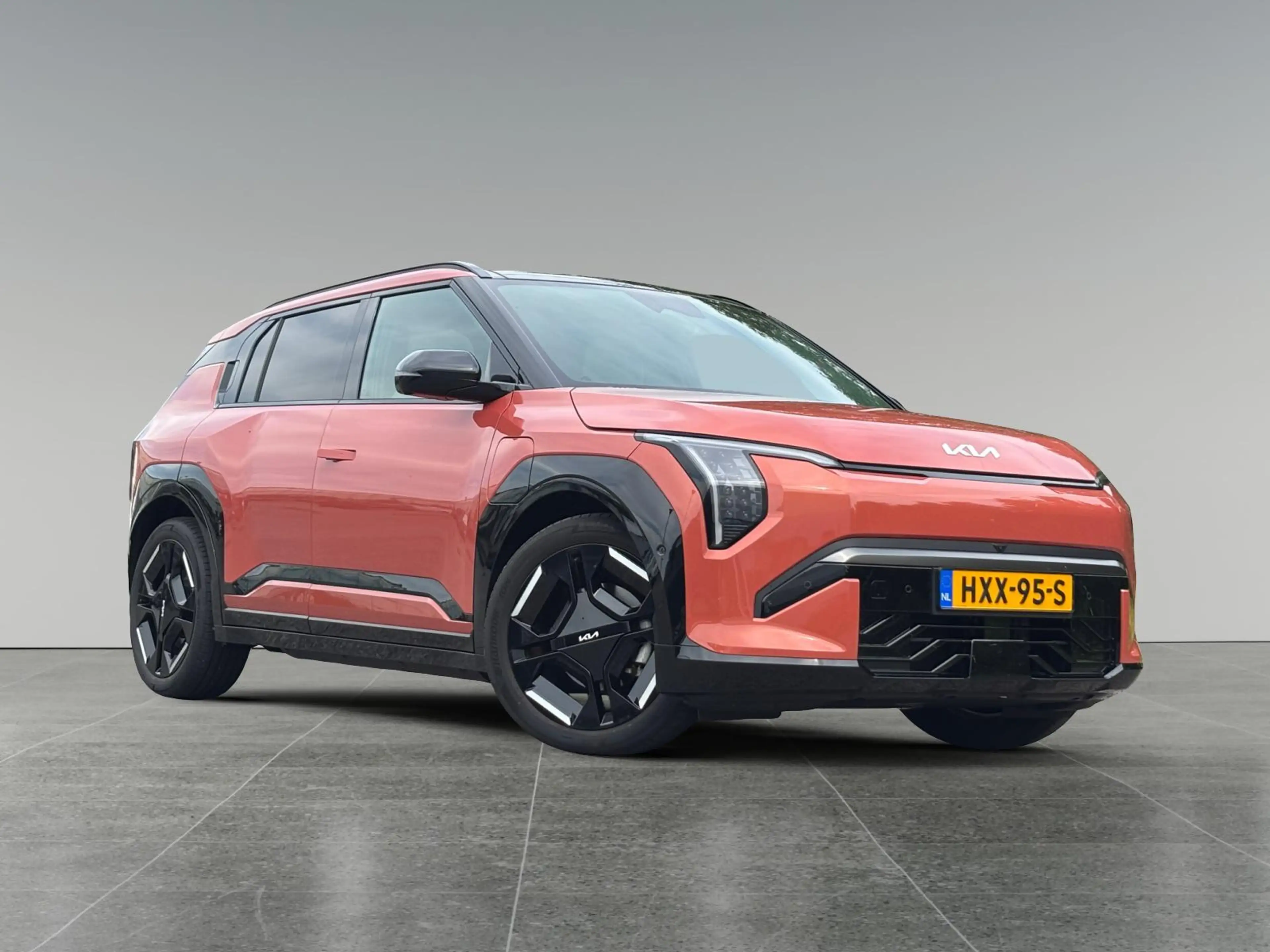 Kia EV3 GT-PlusLine 81.4 kWh | SCHUIF-/KANTELDAK | HARMAN — photo 4