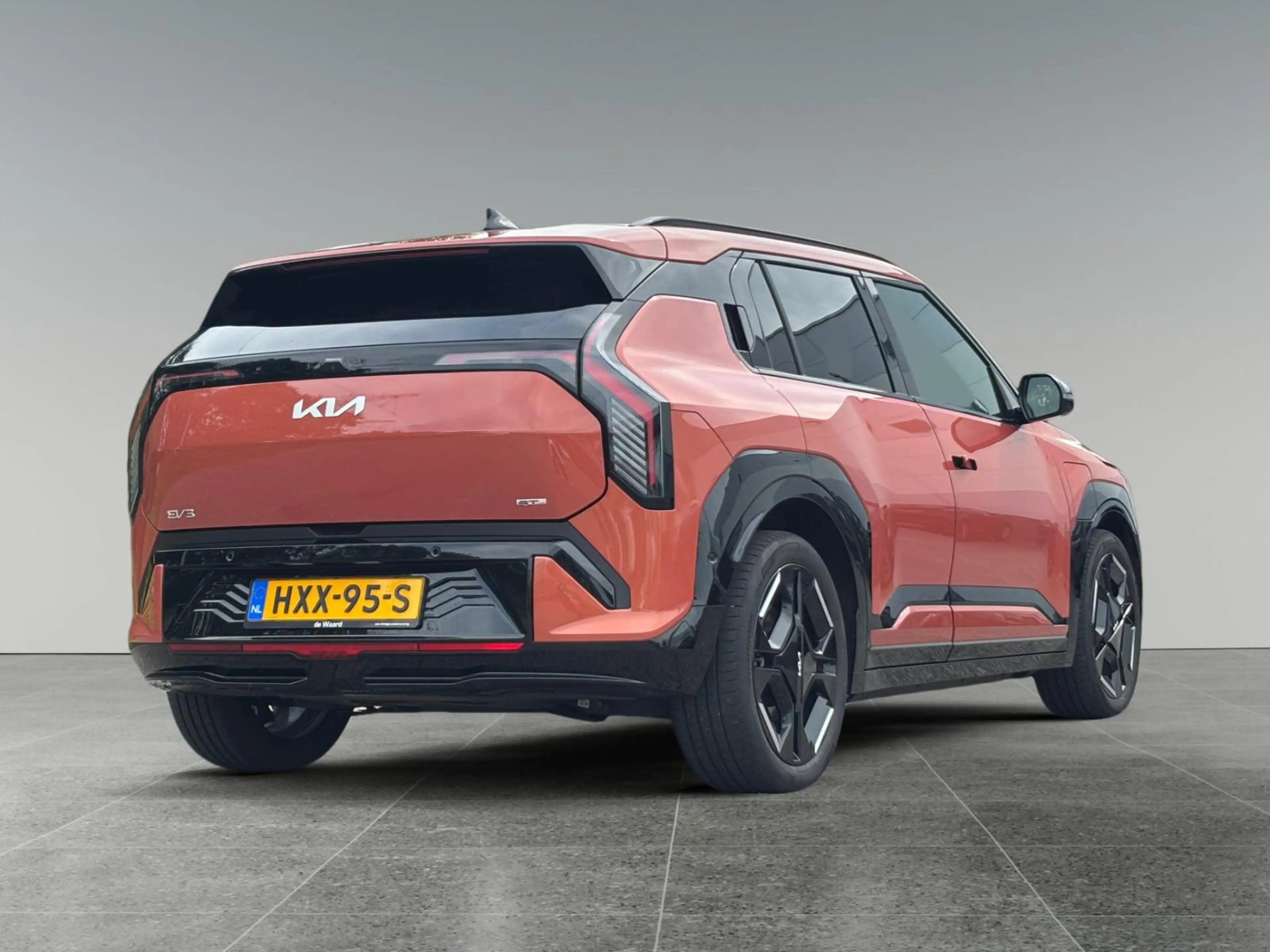 Kia EV3 GT-PlusLine 81.4 kWh | SCHUIF-/KANTELDAK | HARMAN — photo 2