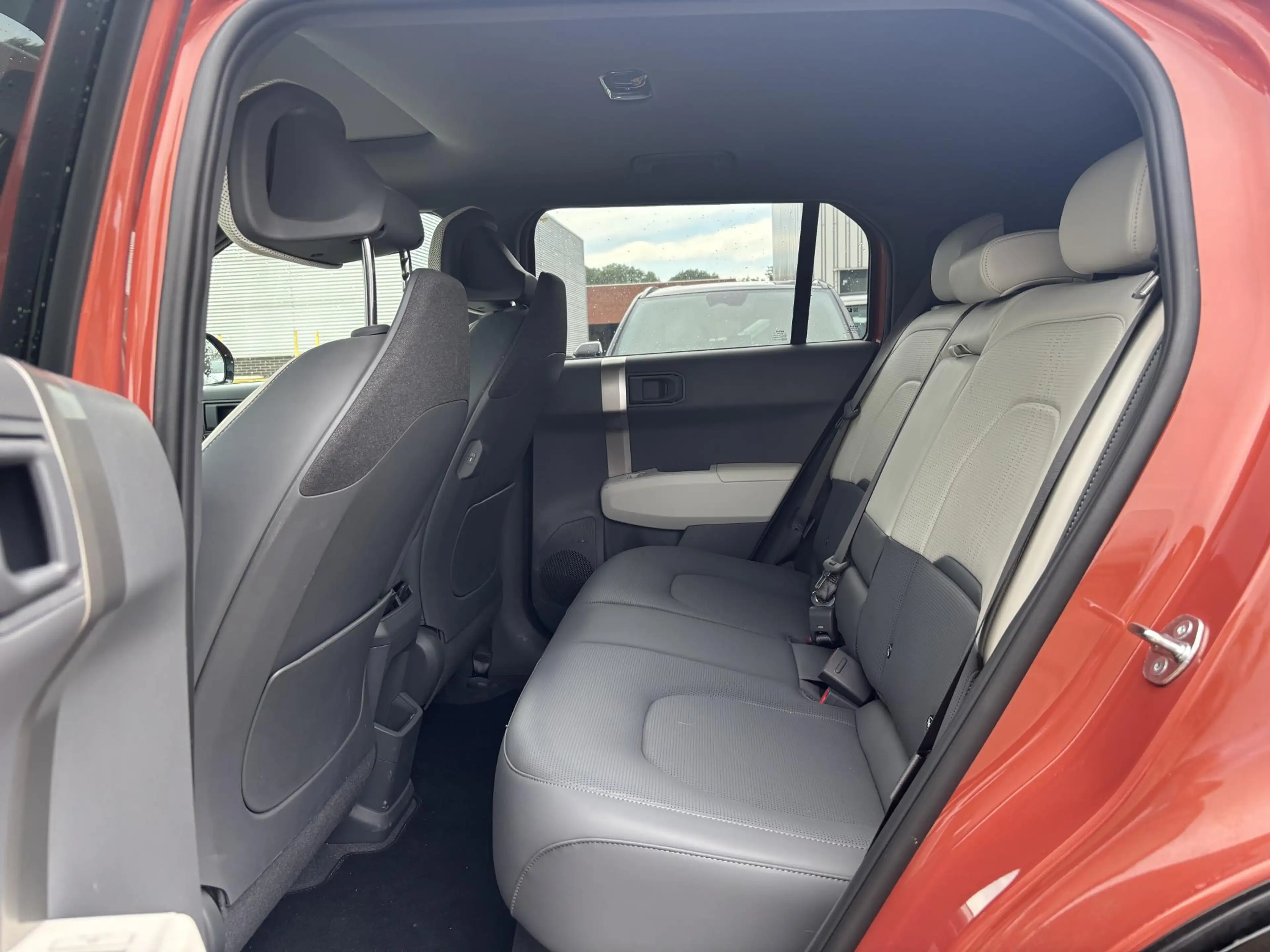 Kia EV3 GT-PlusLine 81.4 kWh | SCHUIF-/KANTELDAK | HARMAN — photo 13