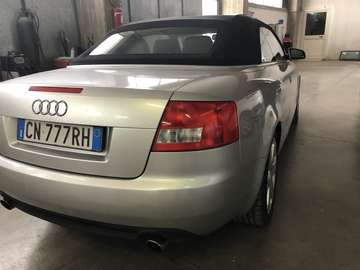 A4 Cabrio 4.2 V8 quattro