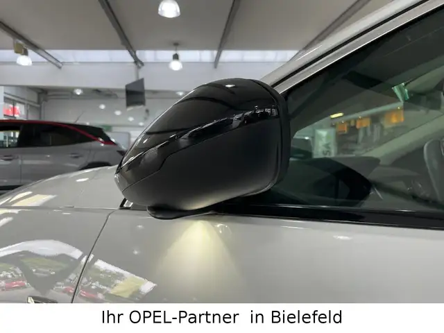 Opel Insignia view 10