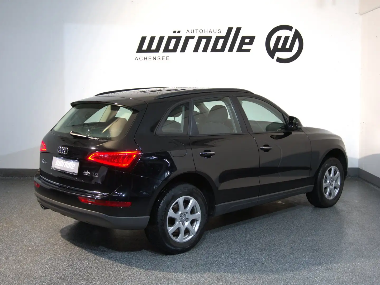 Audi Q5 2.0 TDI quattro daylight Schwarz - 2
