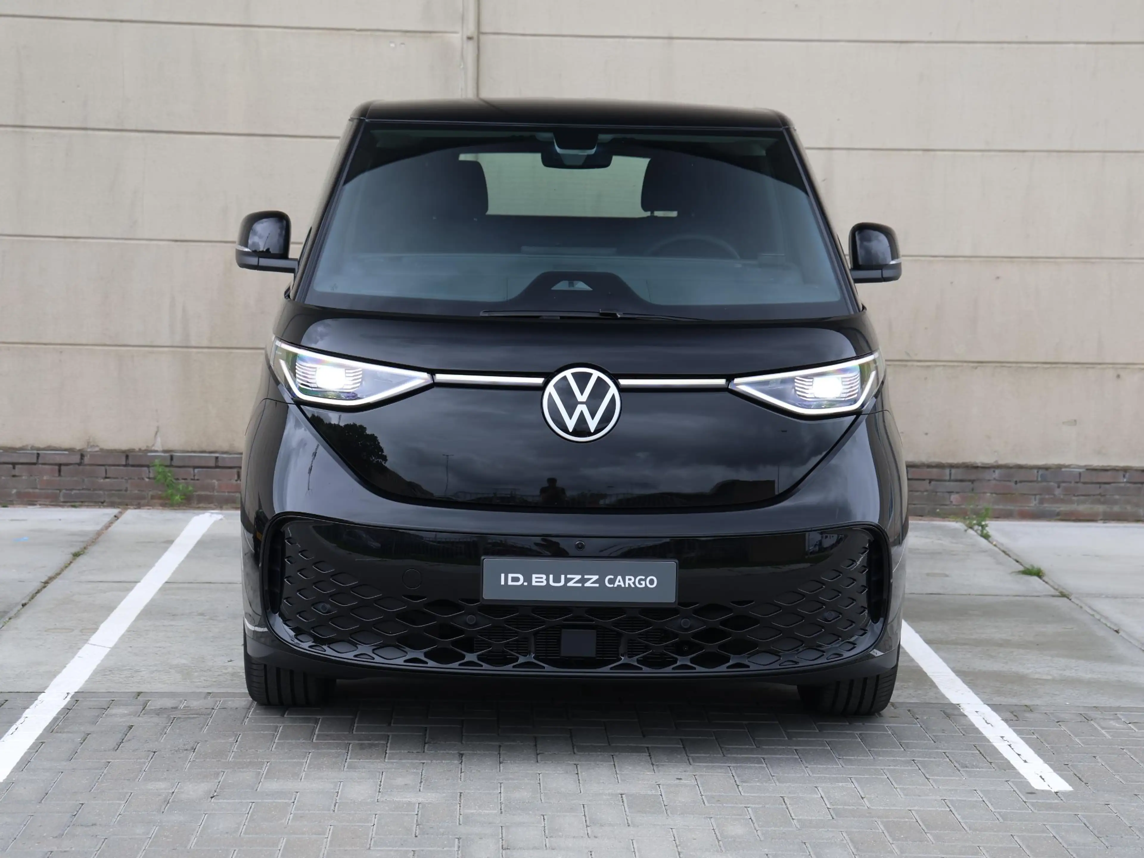 Volkswagen ID. Buzz Cargo Bulli Limited Edition 79 kWh 286PK | December rijd — photo 4