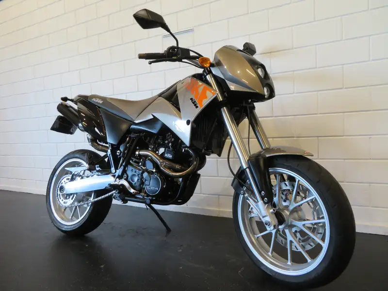 KTM 640 Duke - foto 8
