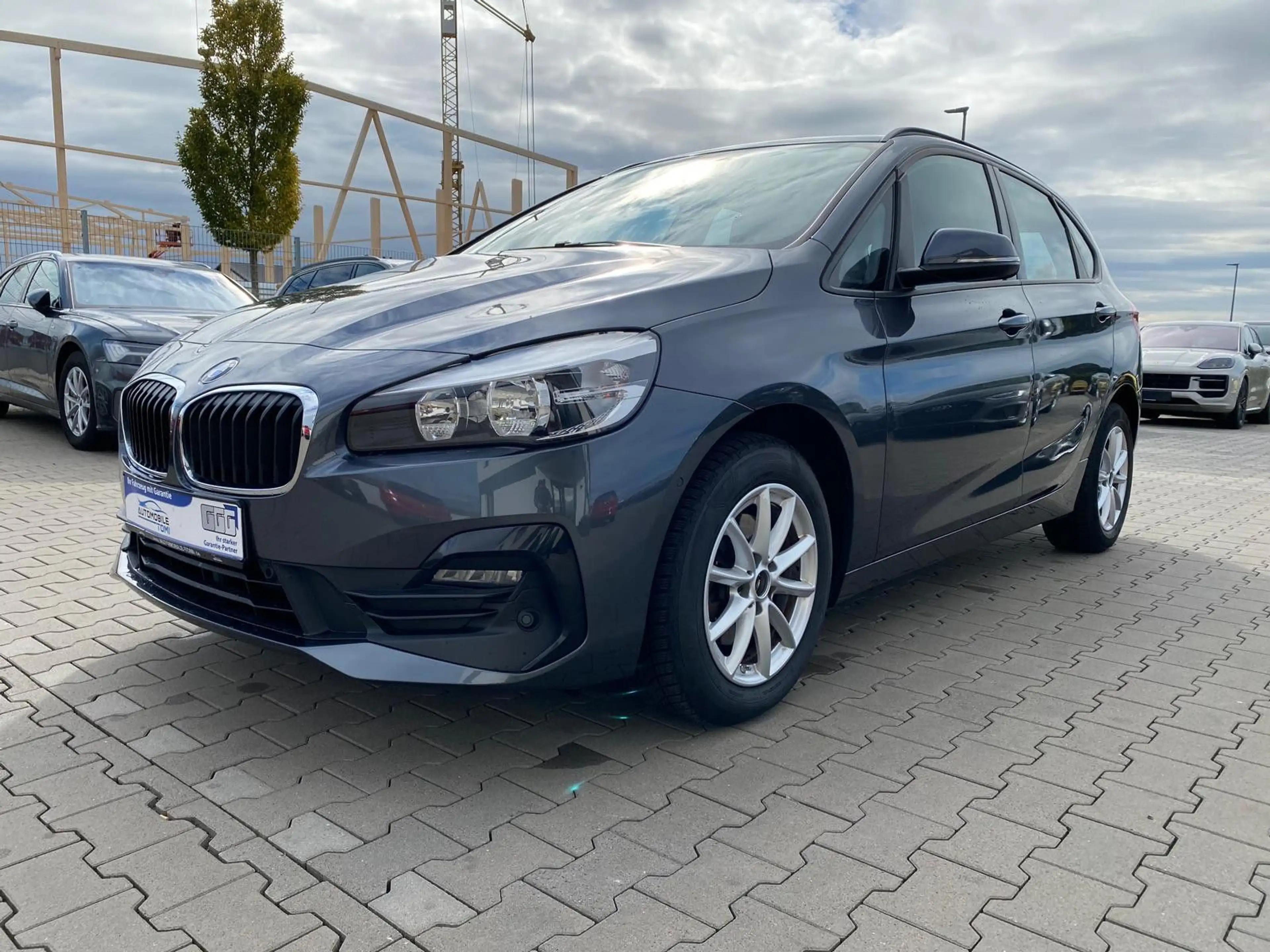BMW 216 Navi/Tempomat/Business-Paket