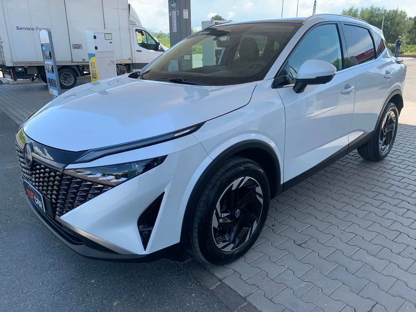 Nissan Qashqai 1.3 mhev N-Connecta 2wd 158cv xtronic Bianco - 1