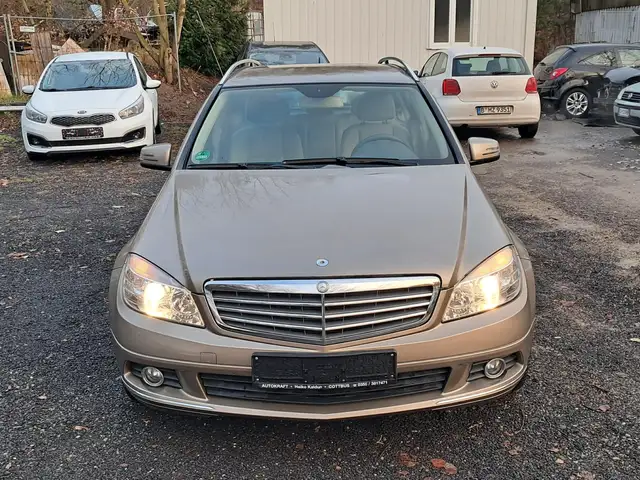 Mercedes-Benz C 180 C 180 T CGI BlueEfficiency (204.249)