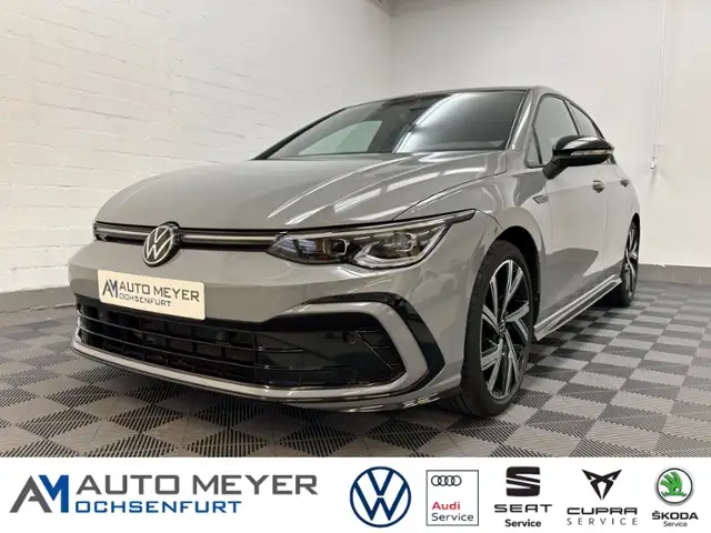 Volkswagen Golf VIII 1.5 eTSI DSG R-Line Black Style Navi LED+ Tr