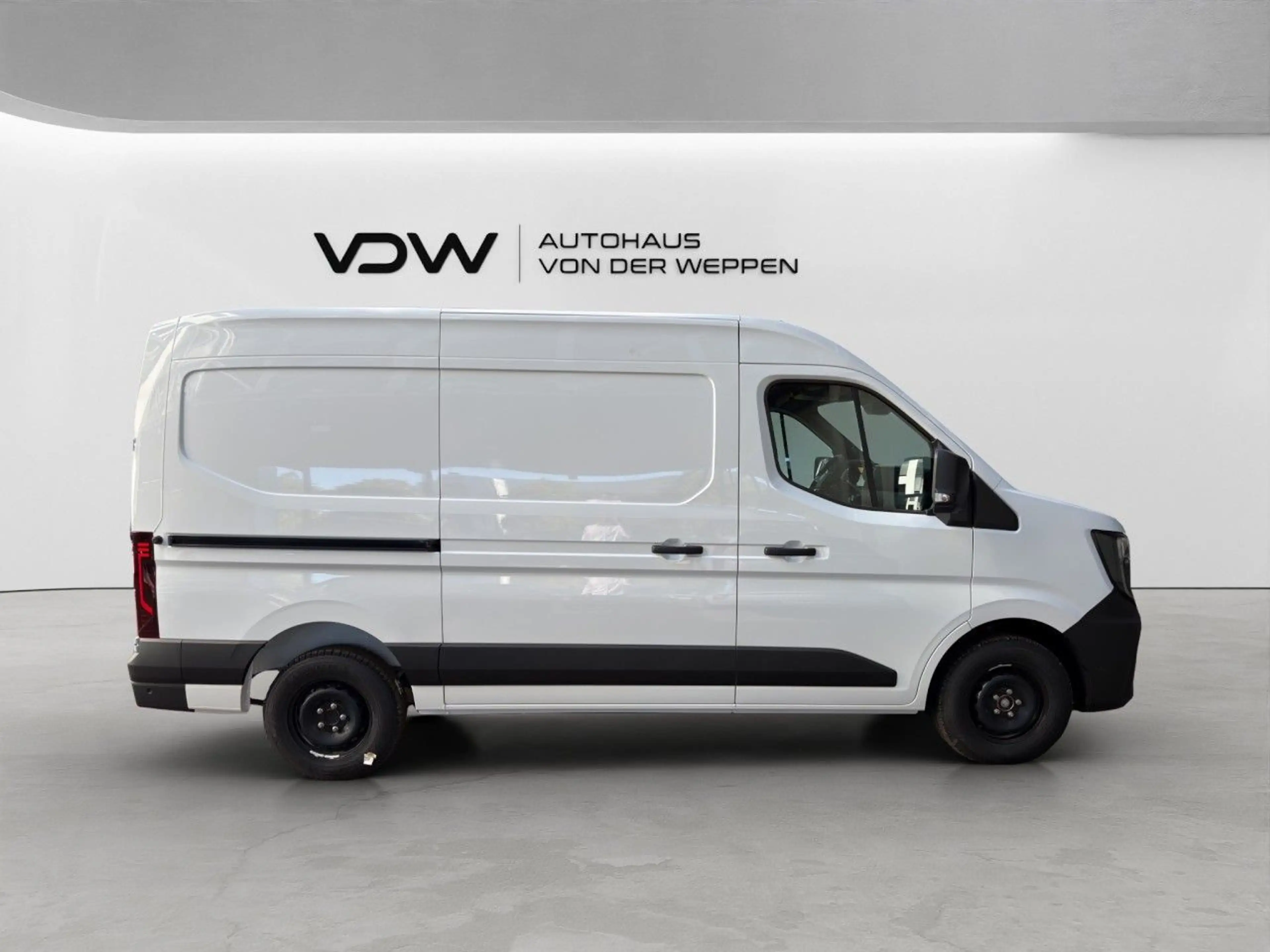 Renault Master IV Kasten Hochraum 3,5t L2H2 BLUE dCi 150 — photo 10