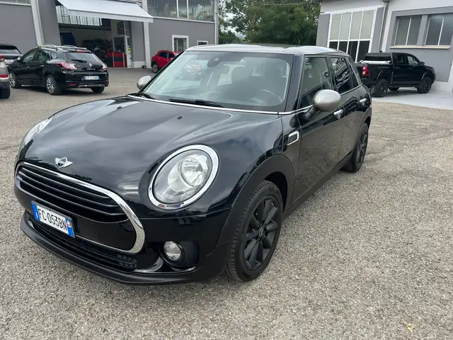 MINI Cooper D Clubman Mini IV F54 2016 Clubman 2.0 Boost auto