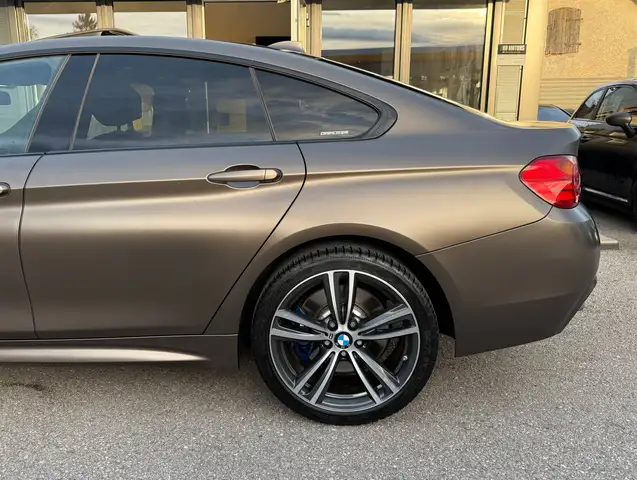 BMW 4 Series view 9