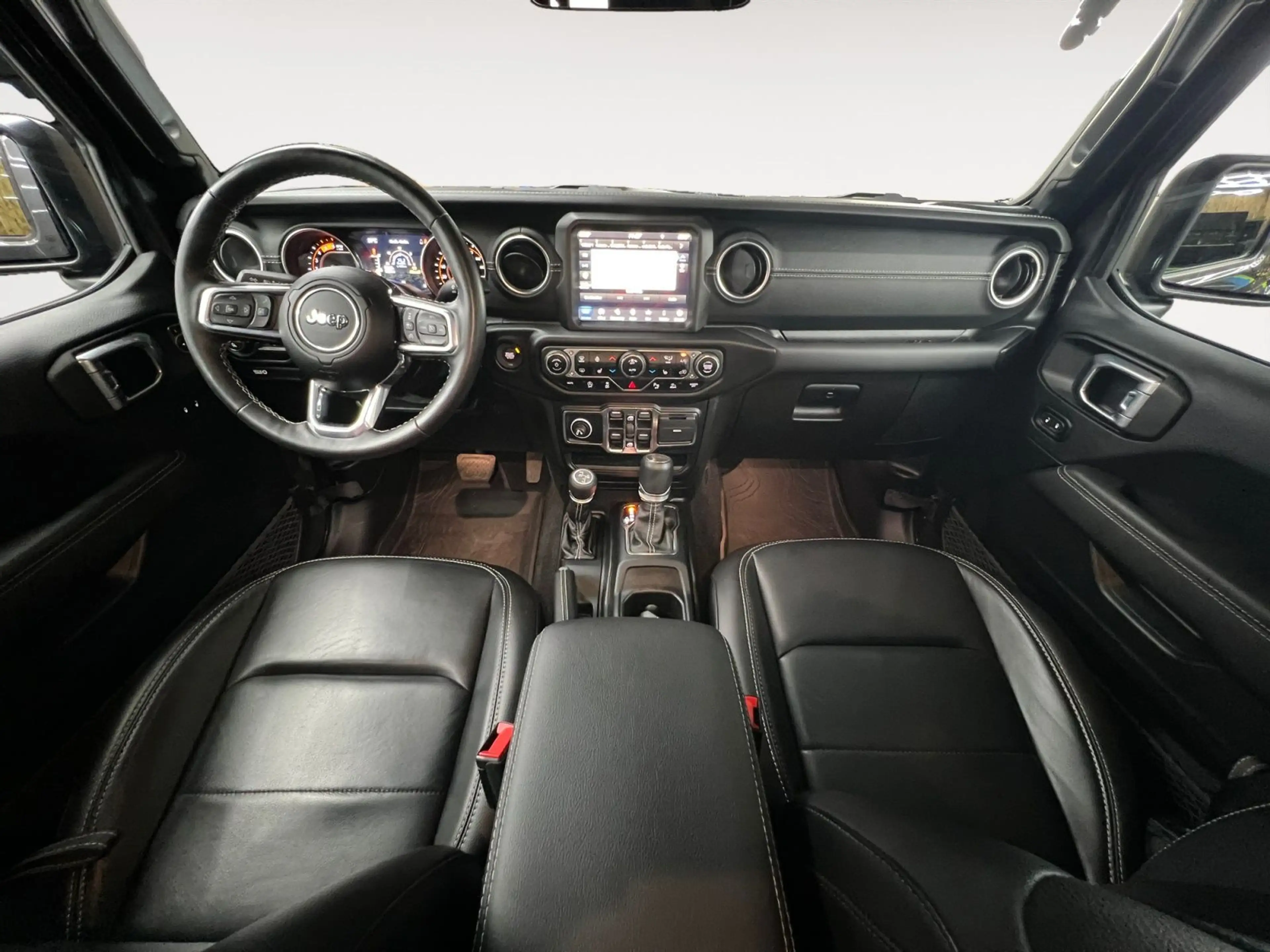 Jeep Gladiator Pick-Up 3,0 V6 **Overland** — photo 10