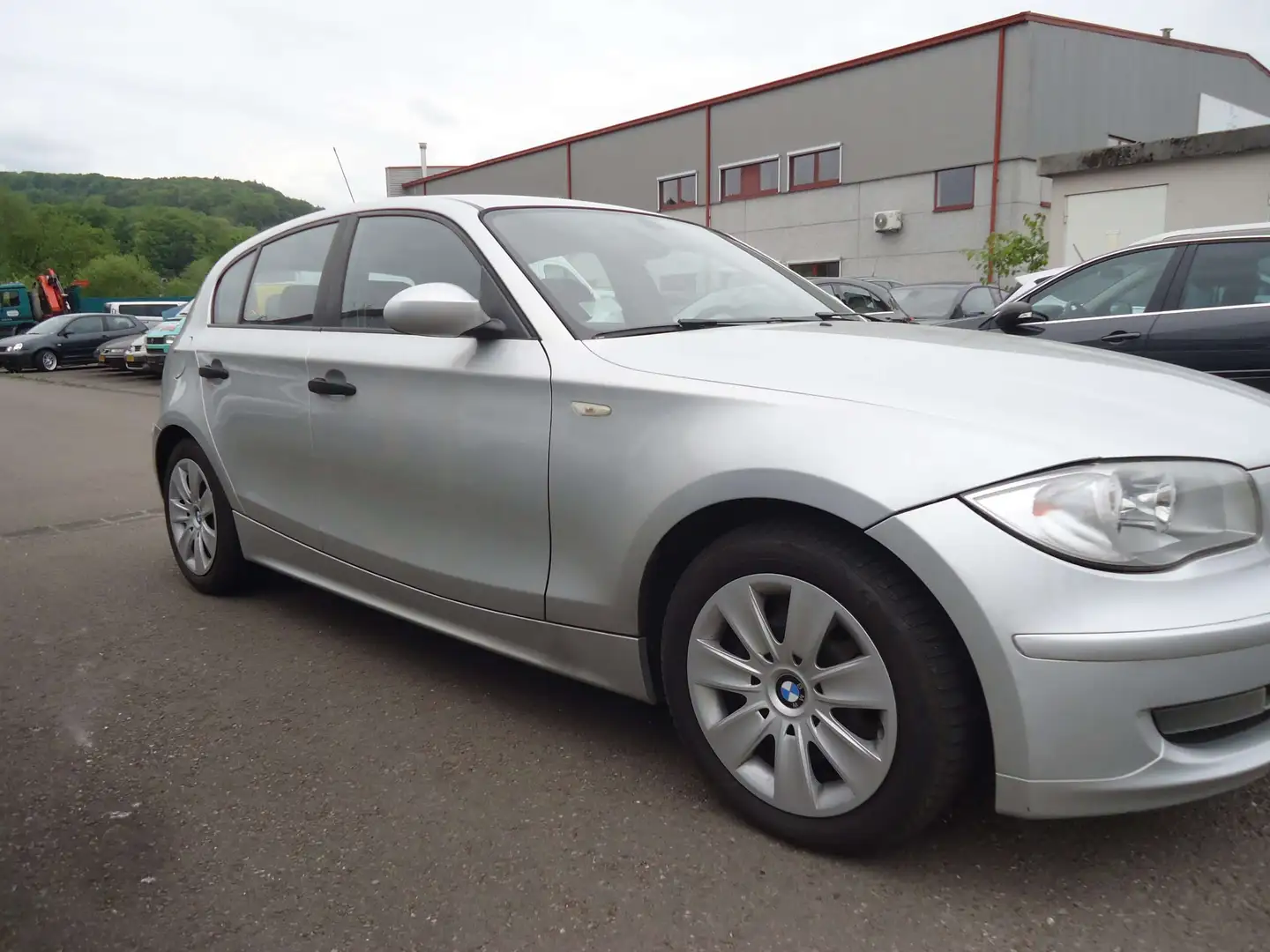 BMW 118 d Gris - 2