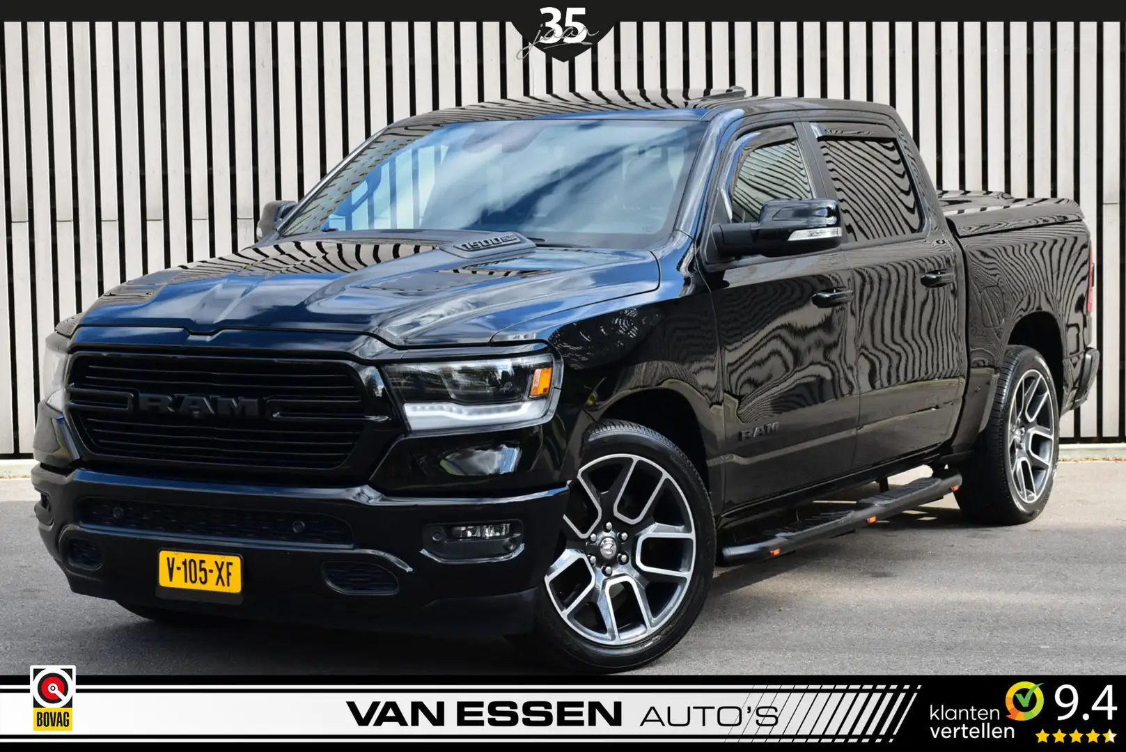 Dodge RAM 1500 5.7 V8 4x4 Crew Cab Laramie Navi 360-Camera T Noir - 1