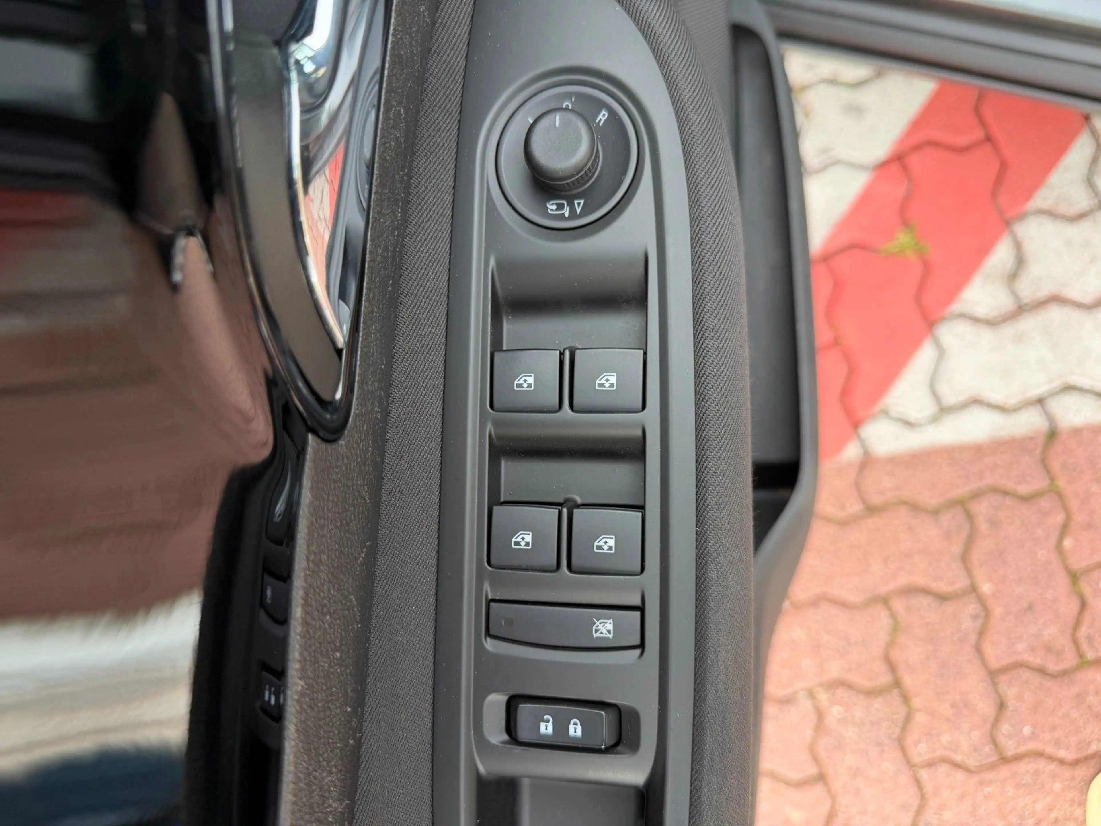 Opel Mokka X 1.4 Turbo Active NAVI LED KAMERA SHZ PDC — photo 15