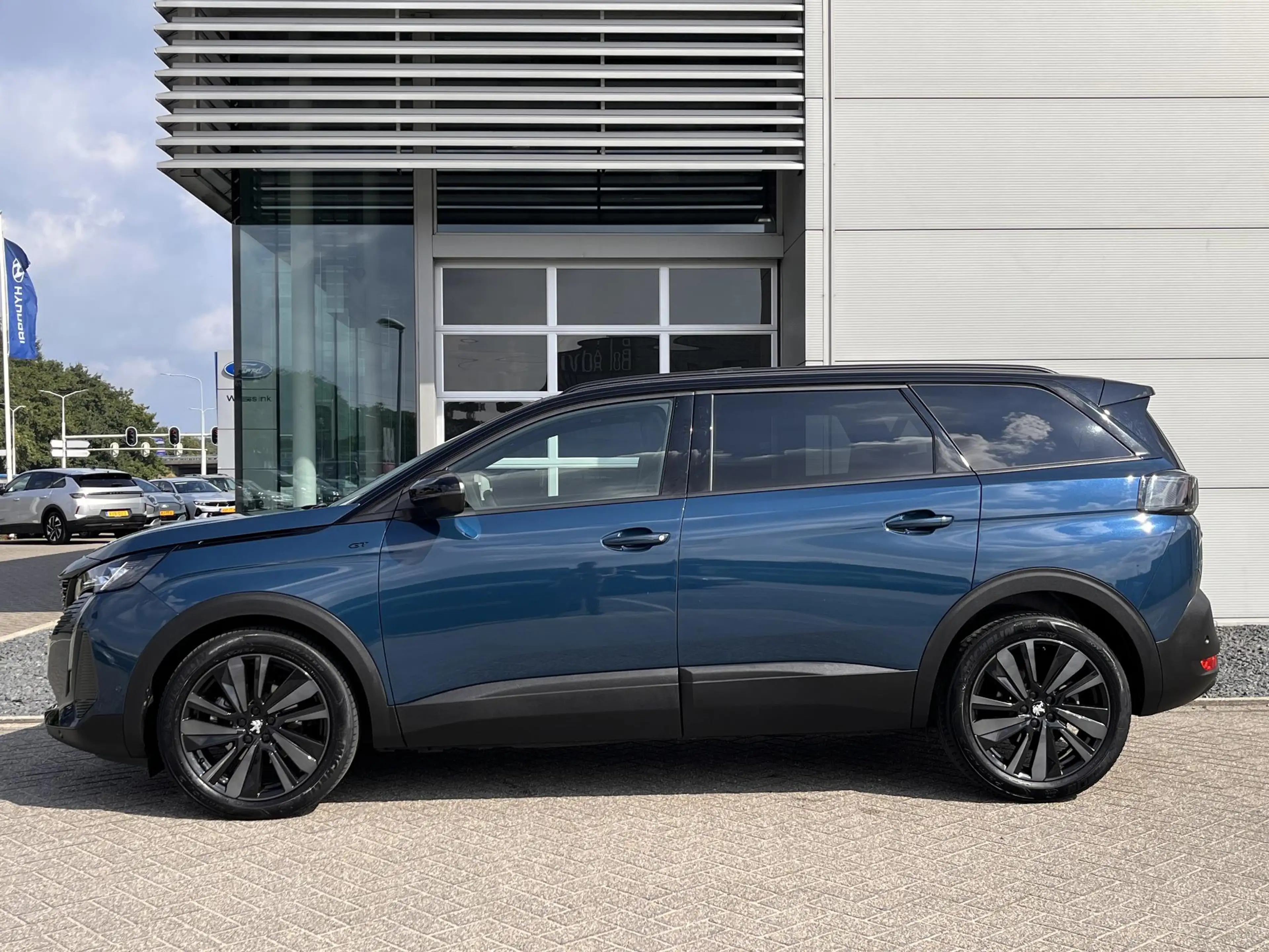 Peugeot 5008 1.2 Hybrid 136 GT Alcantara interieur | Schuif kan — photo 6