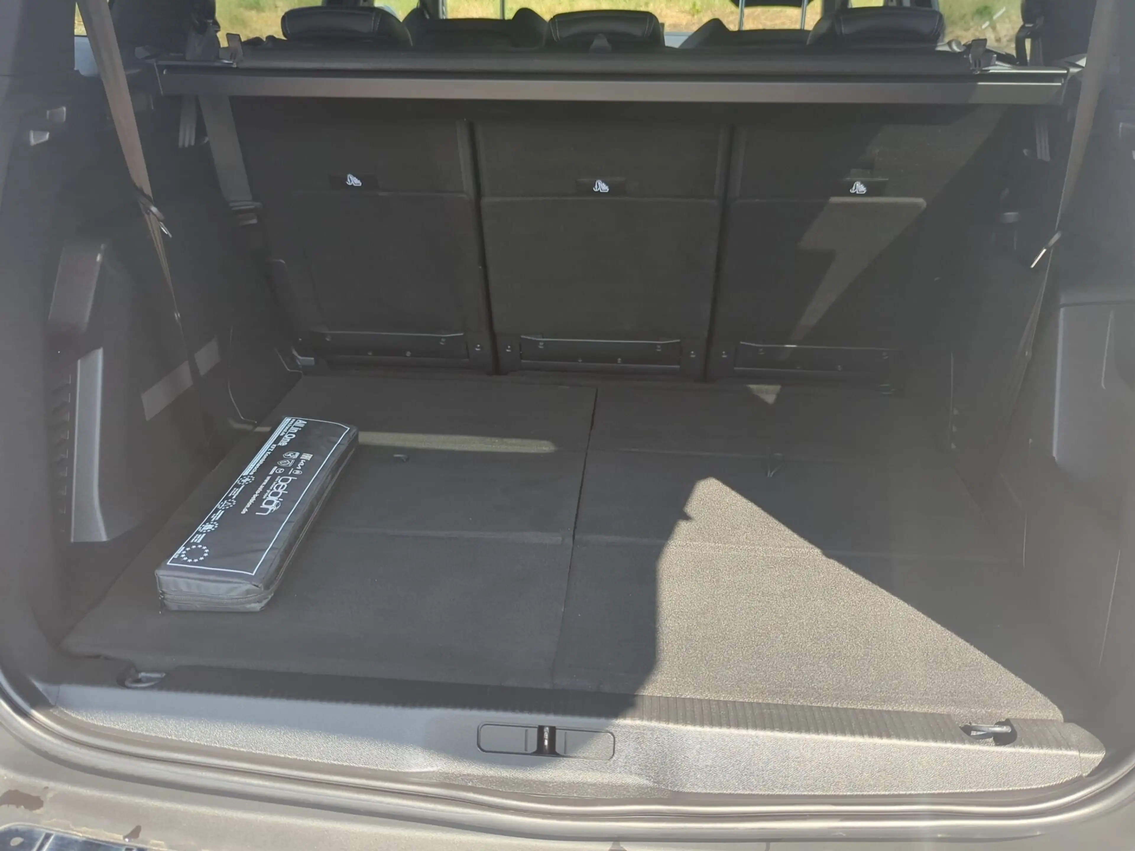 Peugeot 5008 1.5 BlueHDi 130 Allure Pack KeyLess LED PDC — photo 12