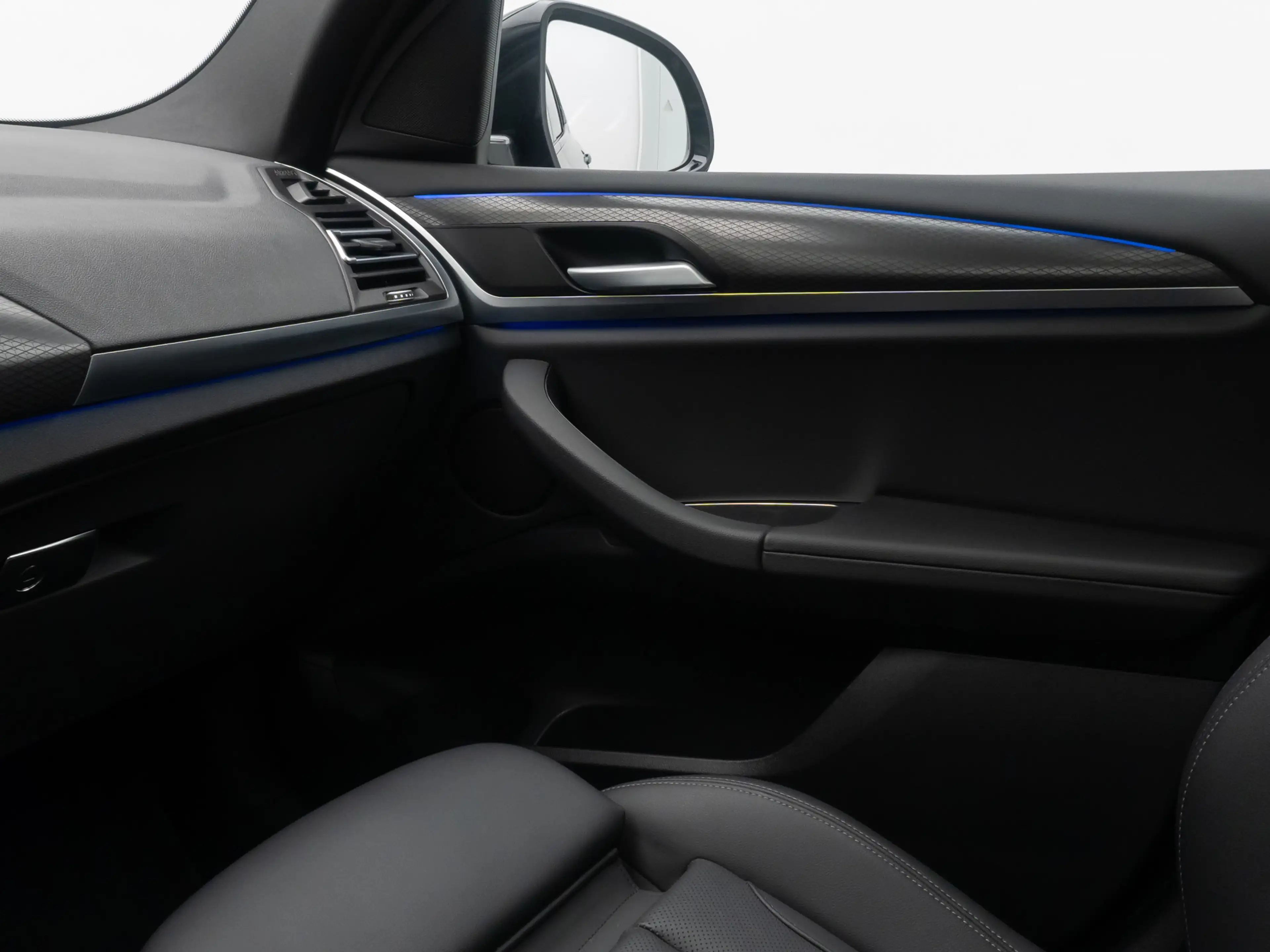 BMW X3 M Sport Laser Pano Kamera HUD DAB HiFi — photo 34