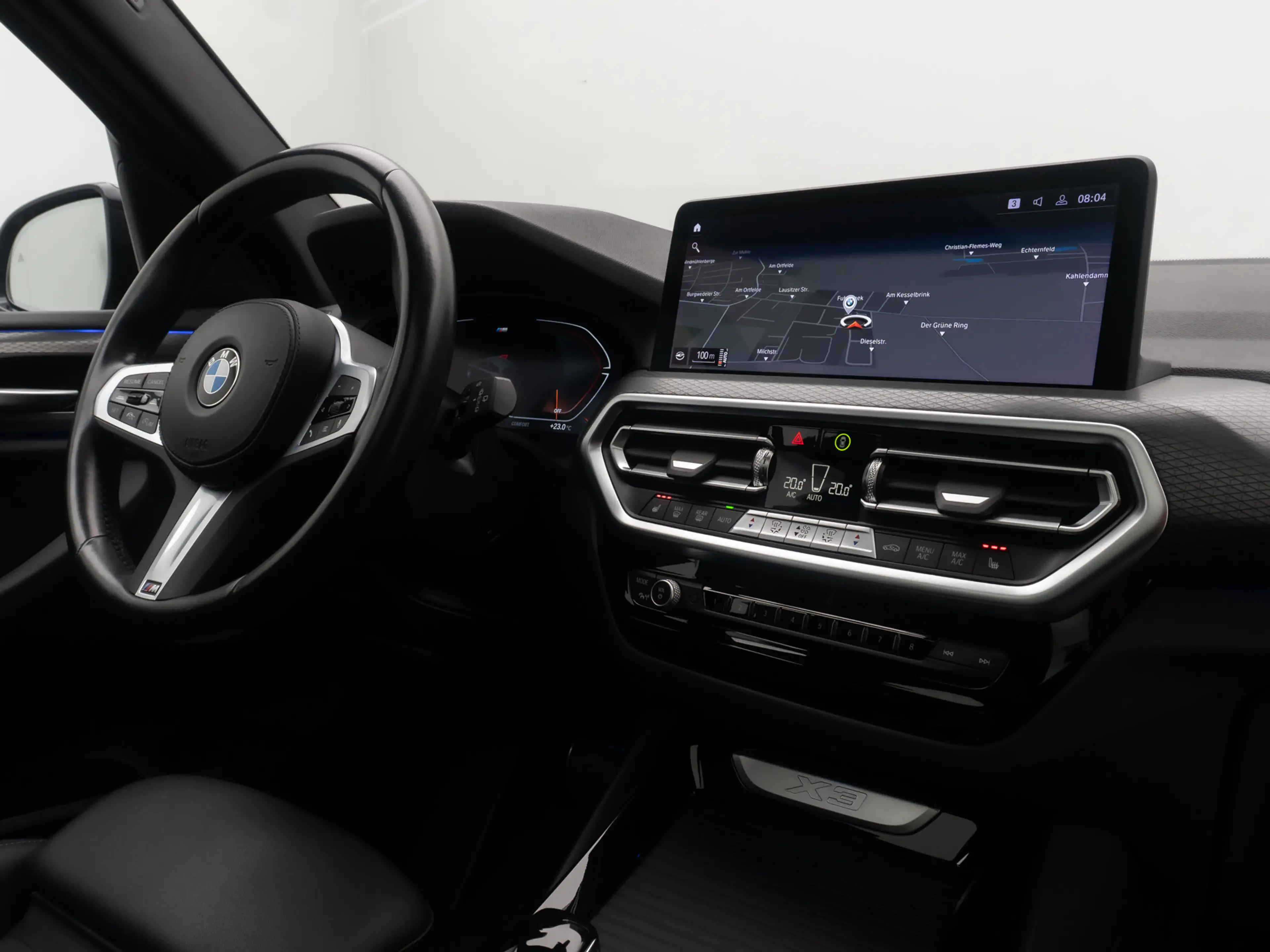 BMW X3 M Sport Laser Pano Kamera HUD DAB HiFi — photo 38