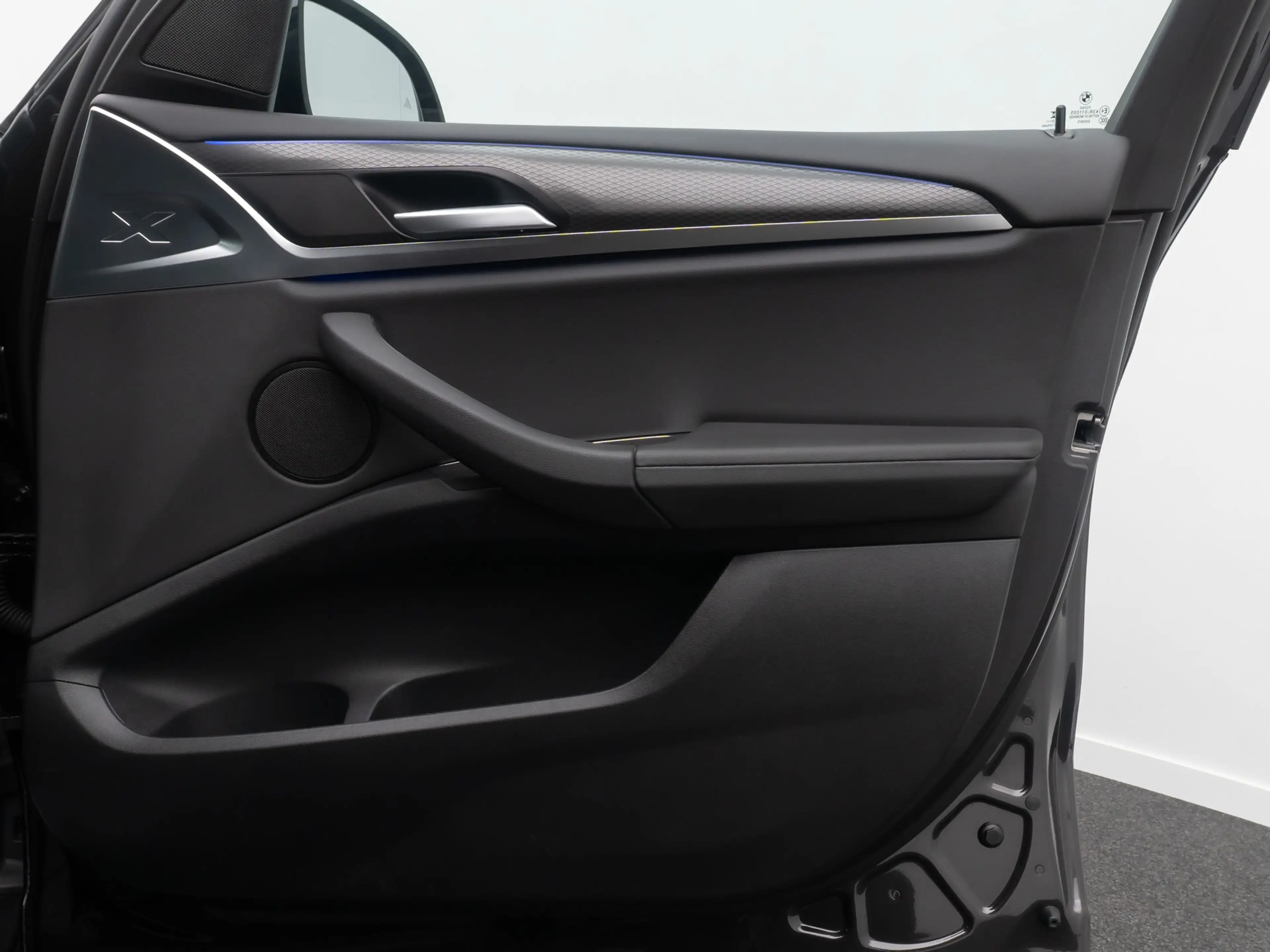BMW X3 M Sport Laser Pano Kamera HUD DAB HiFi — photo 32