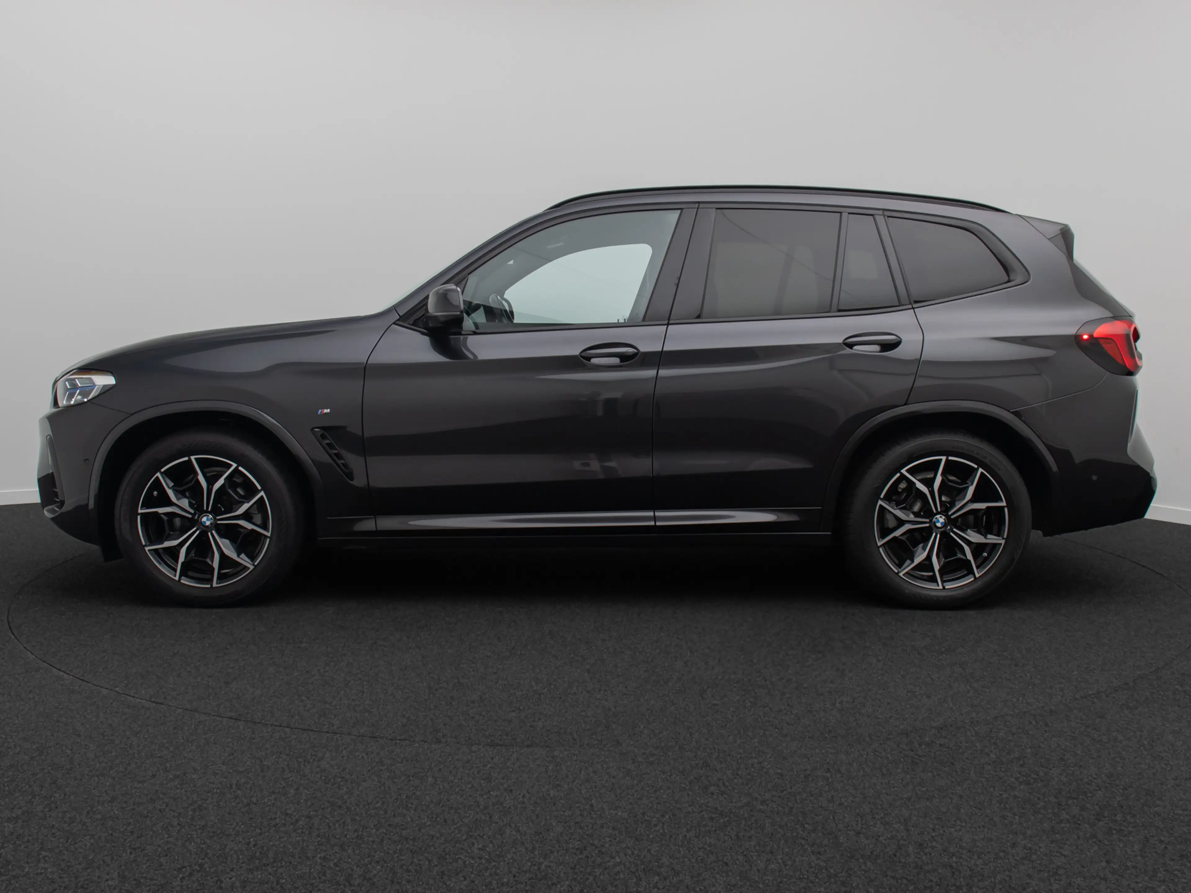 BMW X3 M Sport Laser Pano Kamera HUD DAB HiFi — photo 11