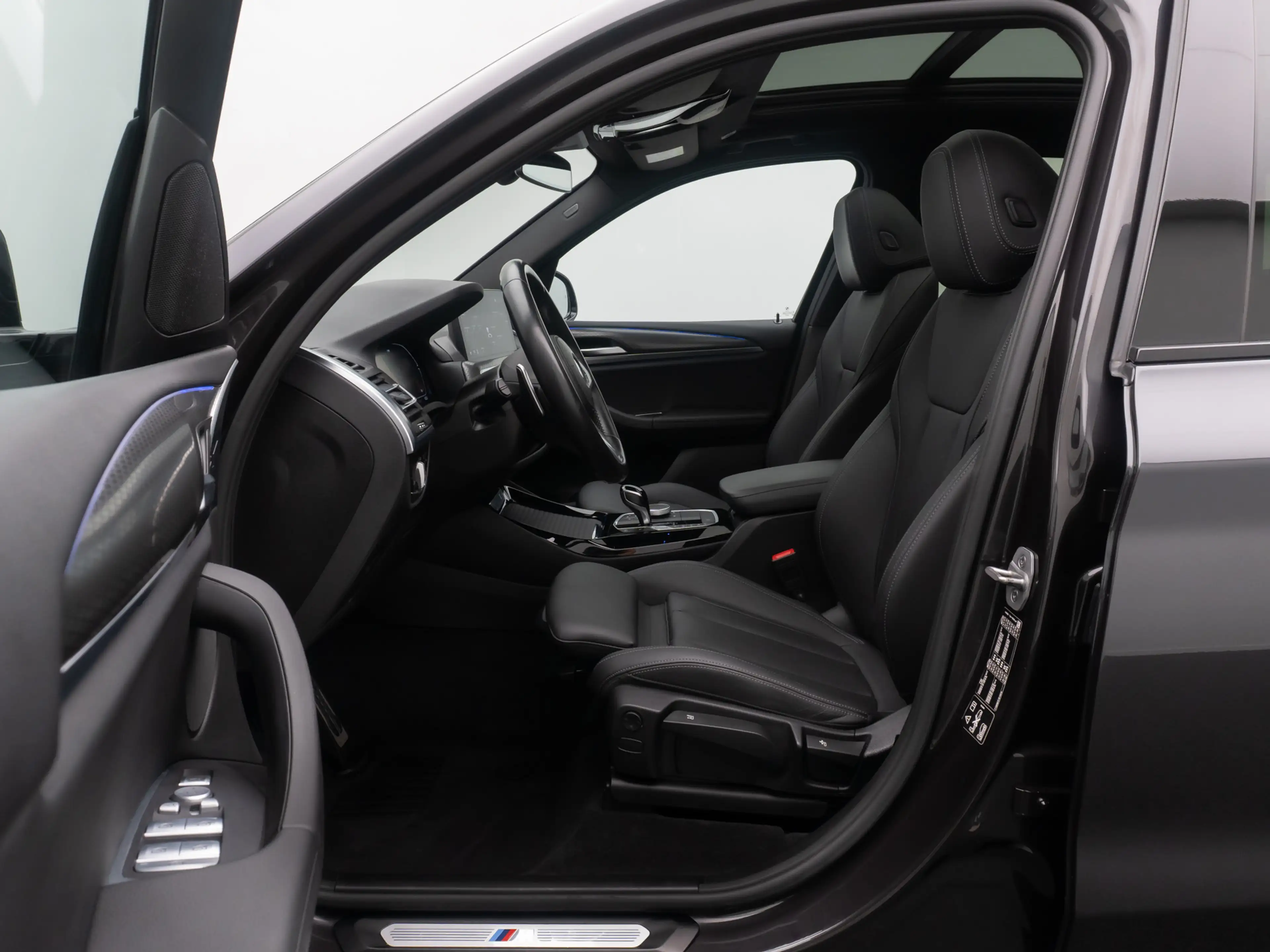 BMW X3 M Sport Laser Pano Kamera HUD DAB HiFi — photo 19
