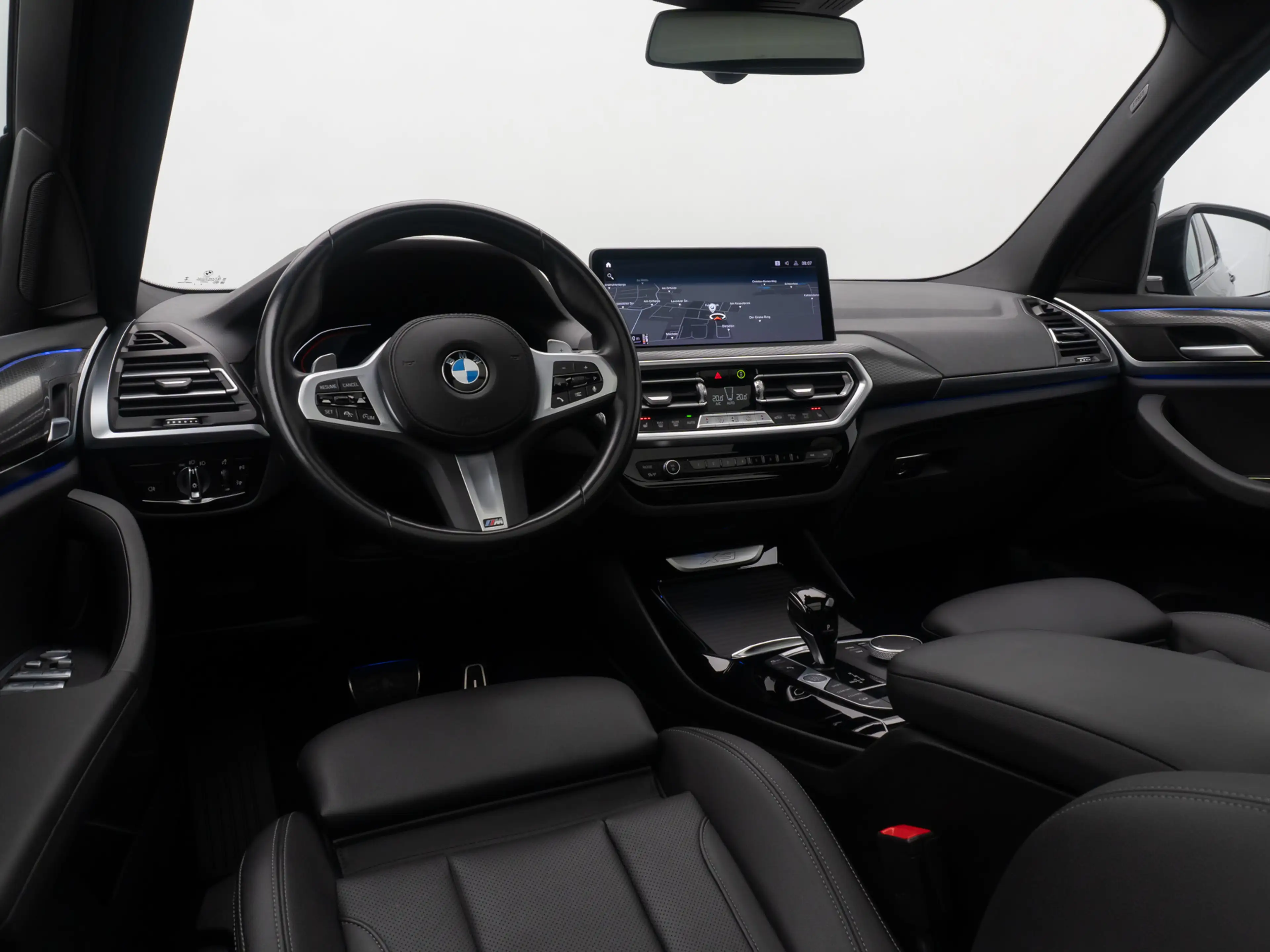 BMW X3 M Sport Laser Pano Kamera HUD DAB HiFi — photo 39