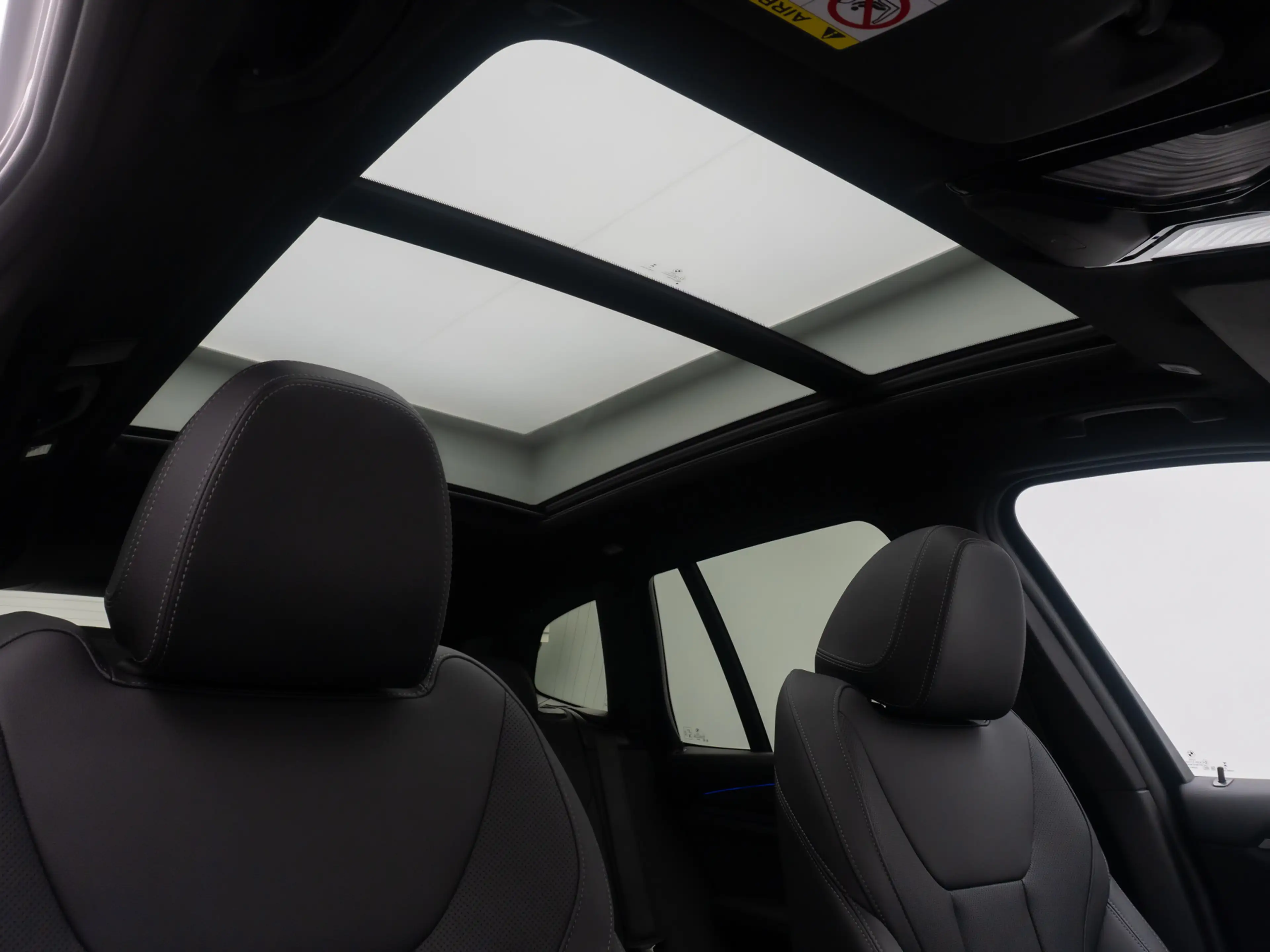 BMW X3 M Sport Laser Pano Kamera HUD DAB HiFi — photo 31